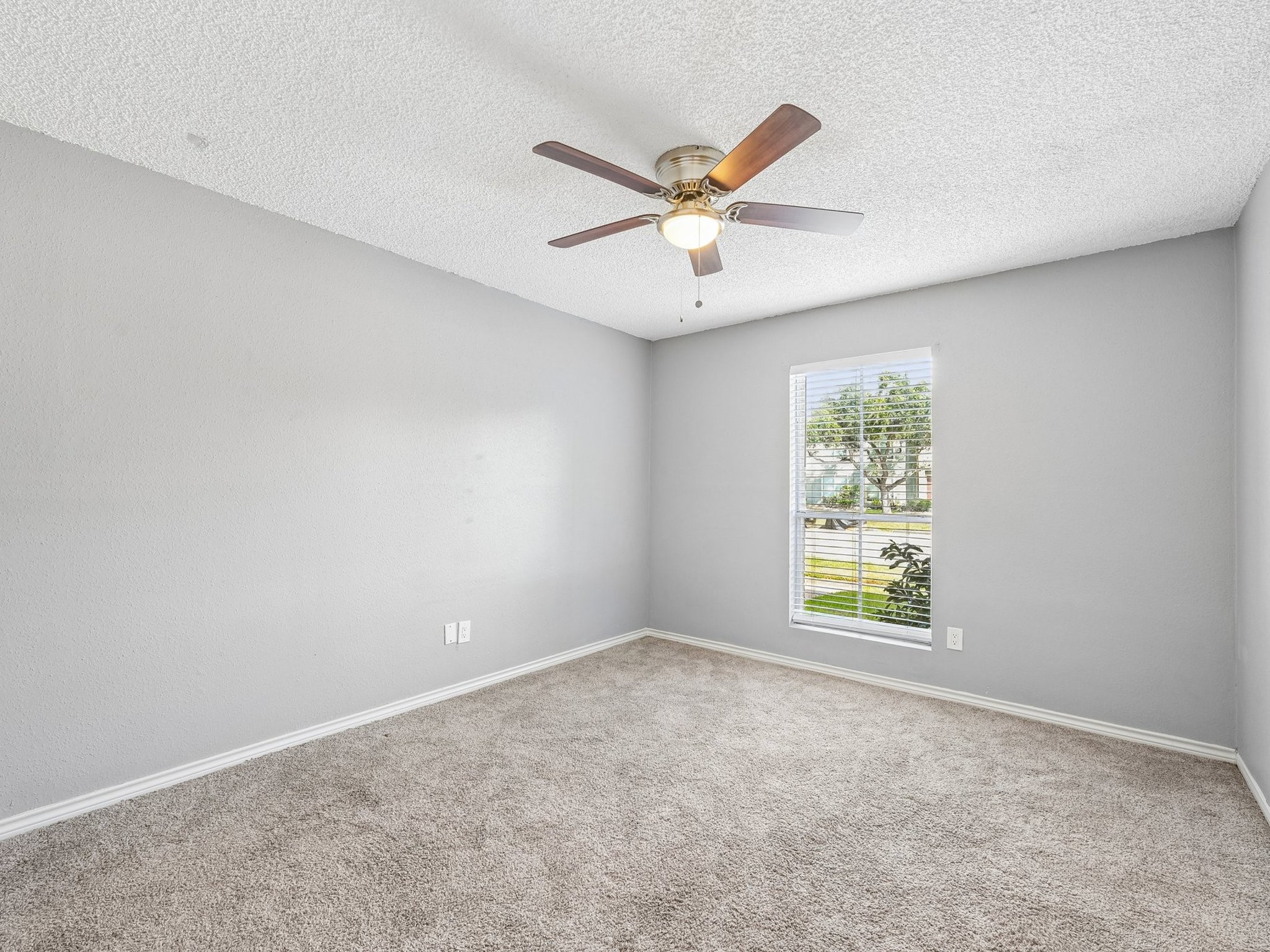 1516 Bay Area Boulevard, #Q11, Houston, TX 77058