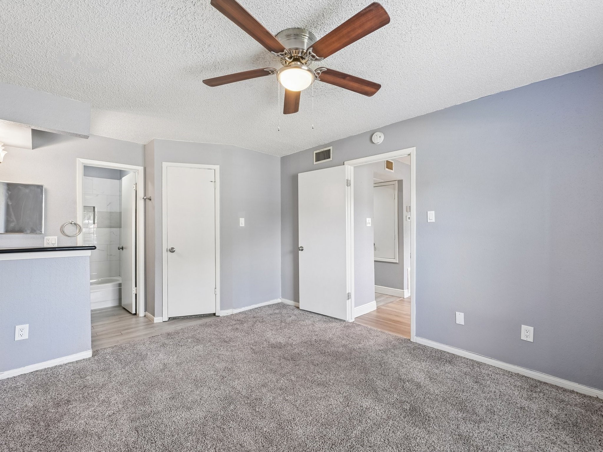 1516 Bay Area Boulevard, #Q11, Houston, TX 77058