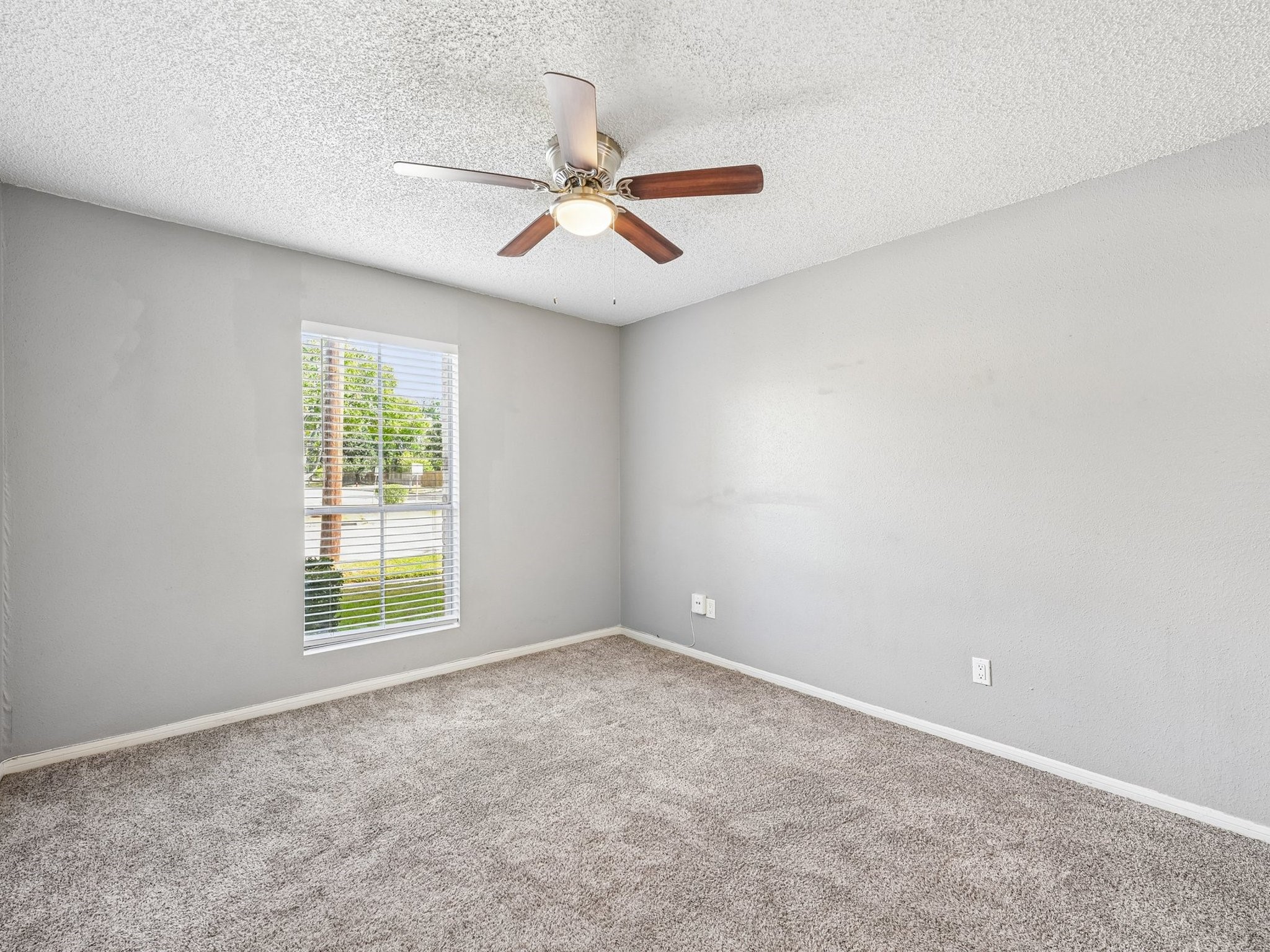 1516 Bay Area Boulevard, #Q11, Houston, TX 77058