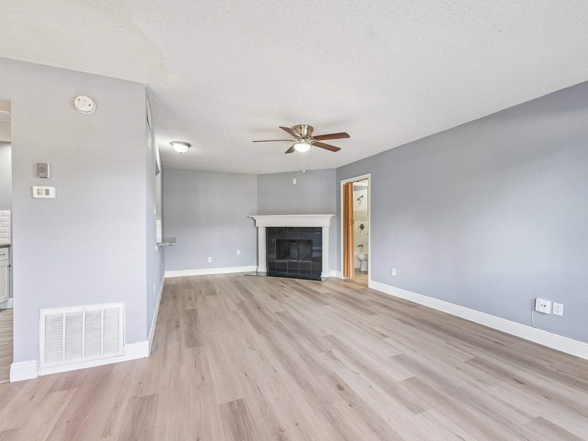 1516 Bay Area Boulevard, #Q11, Houston, TX 77058 1516 Bay Area Boulevard, #Q11, Houston, TX 77058