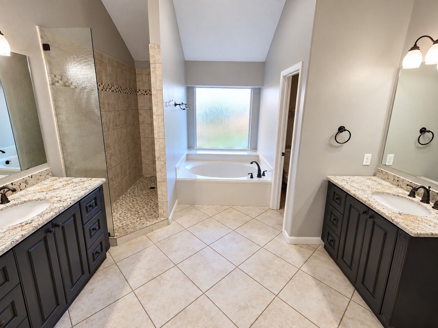 114 Crescent Bay Drive, League City, TX 77573