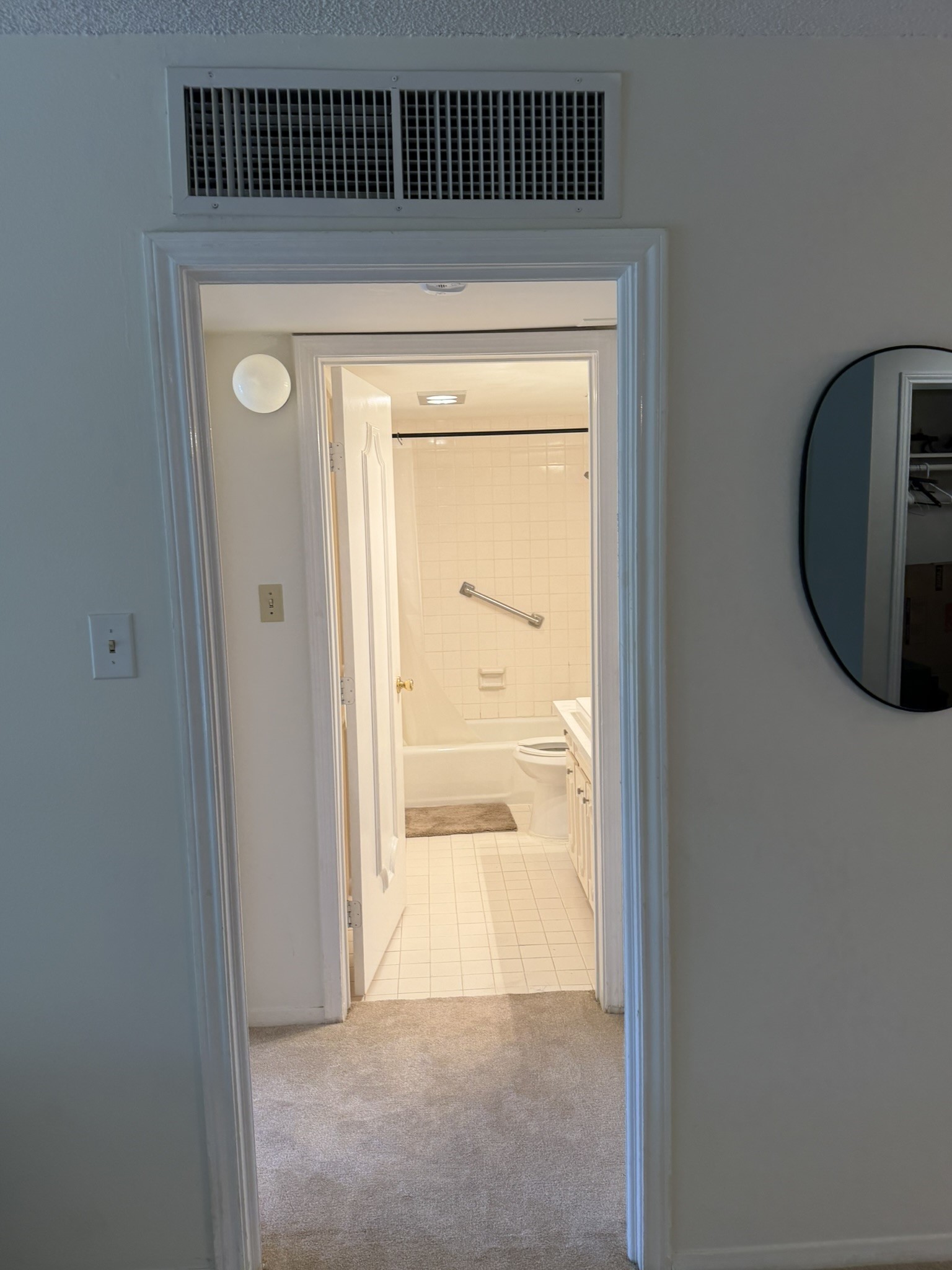5050 Ambassador Way, #318, Houston, TX 77056