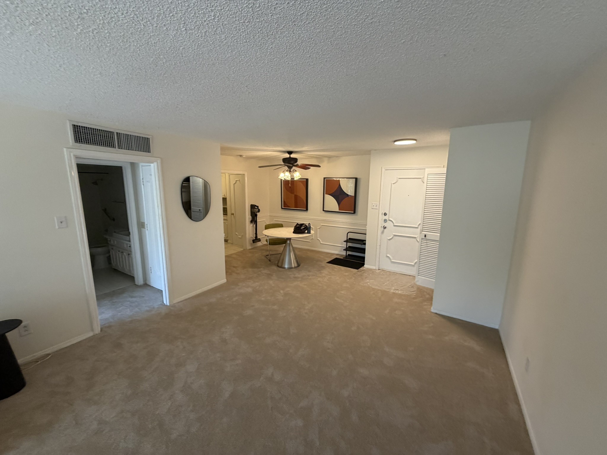 5050 Ambassador Way, #318, Houston, TX 77056