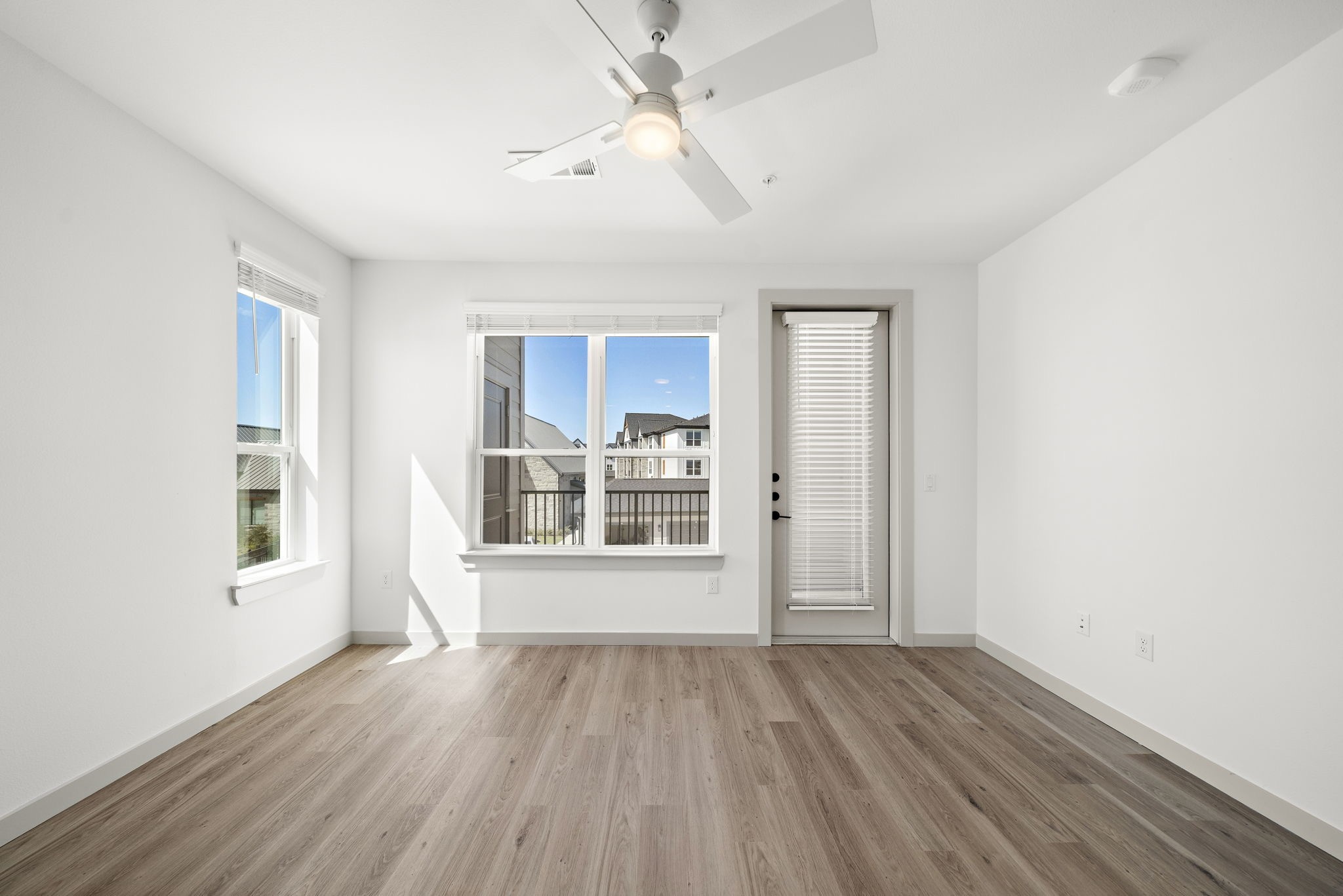 PHOTOS MAY BE OF A DIFFERENT FLOOR PLAN OR UNIT