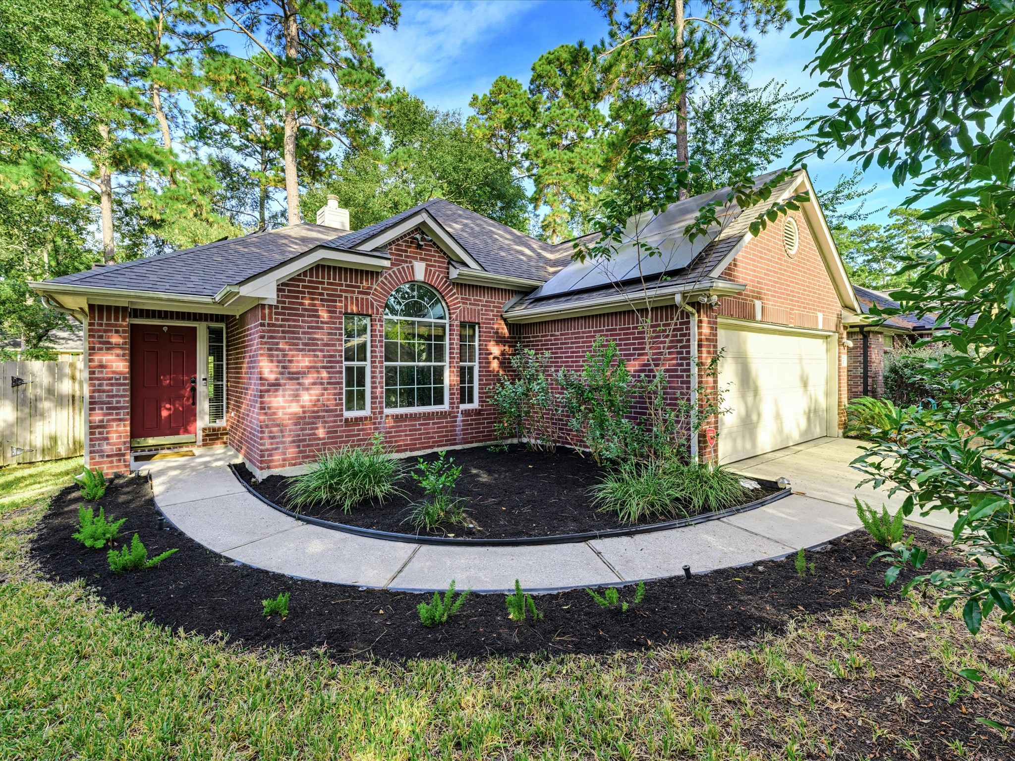 47 Drifting Shadows Circle, The Woodlands, TX 77385