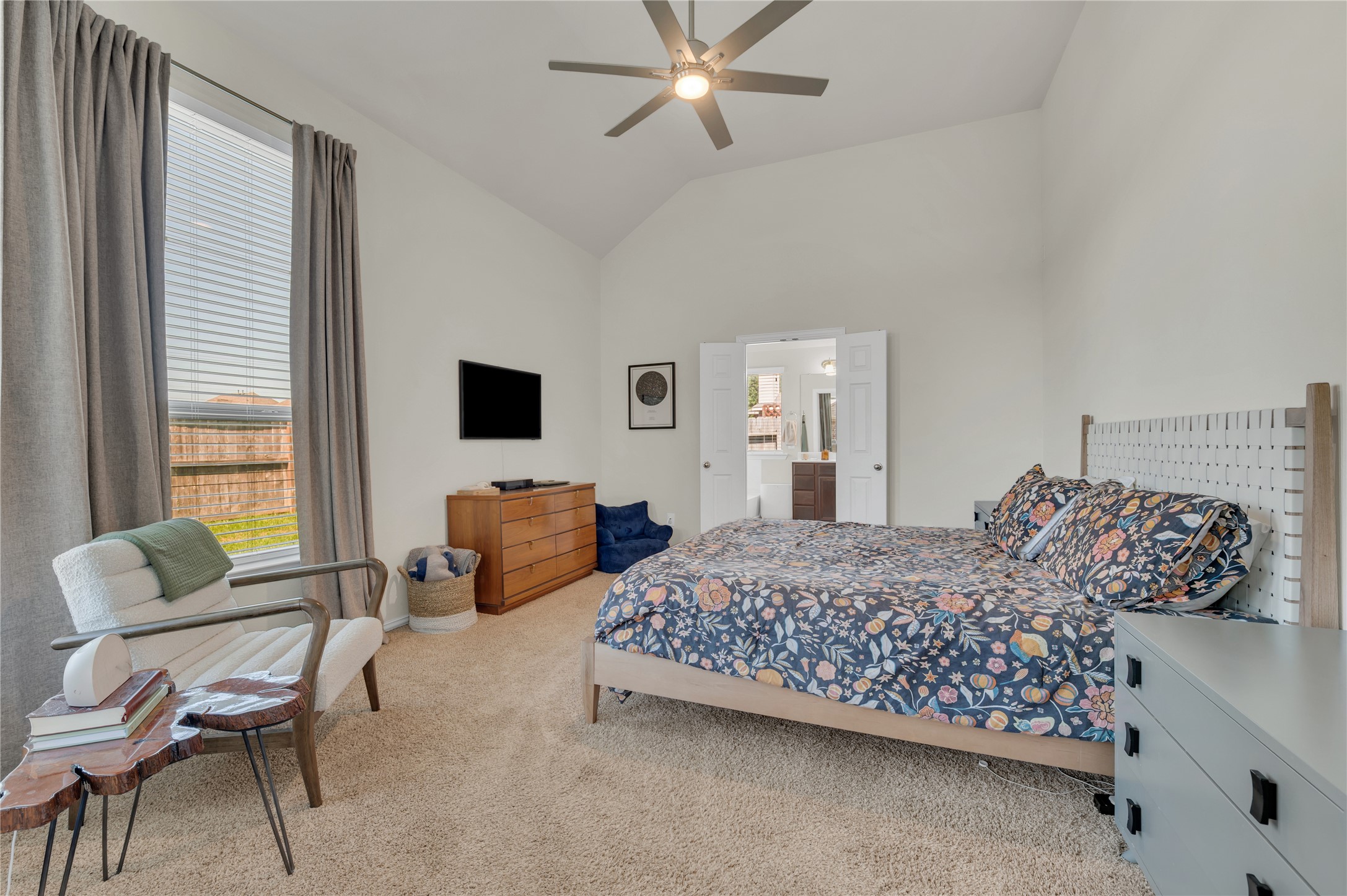 605 Chesterfield Lane, League City, TX 77573
