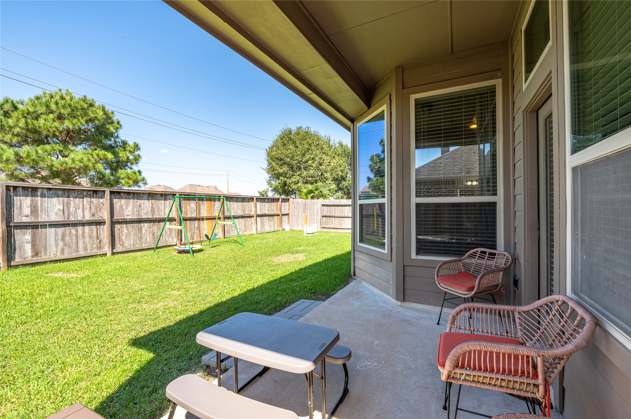 605 Chesterfield Lane, League City, TX 77573
