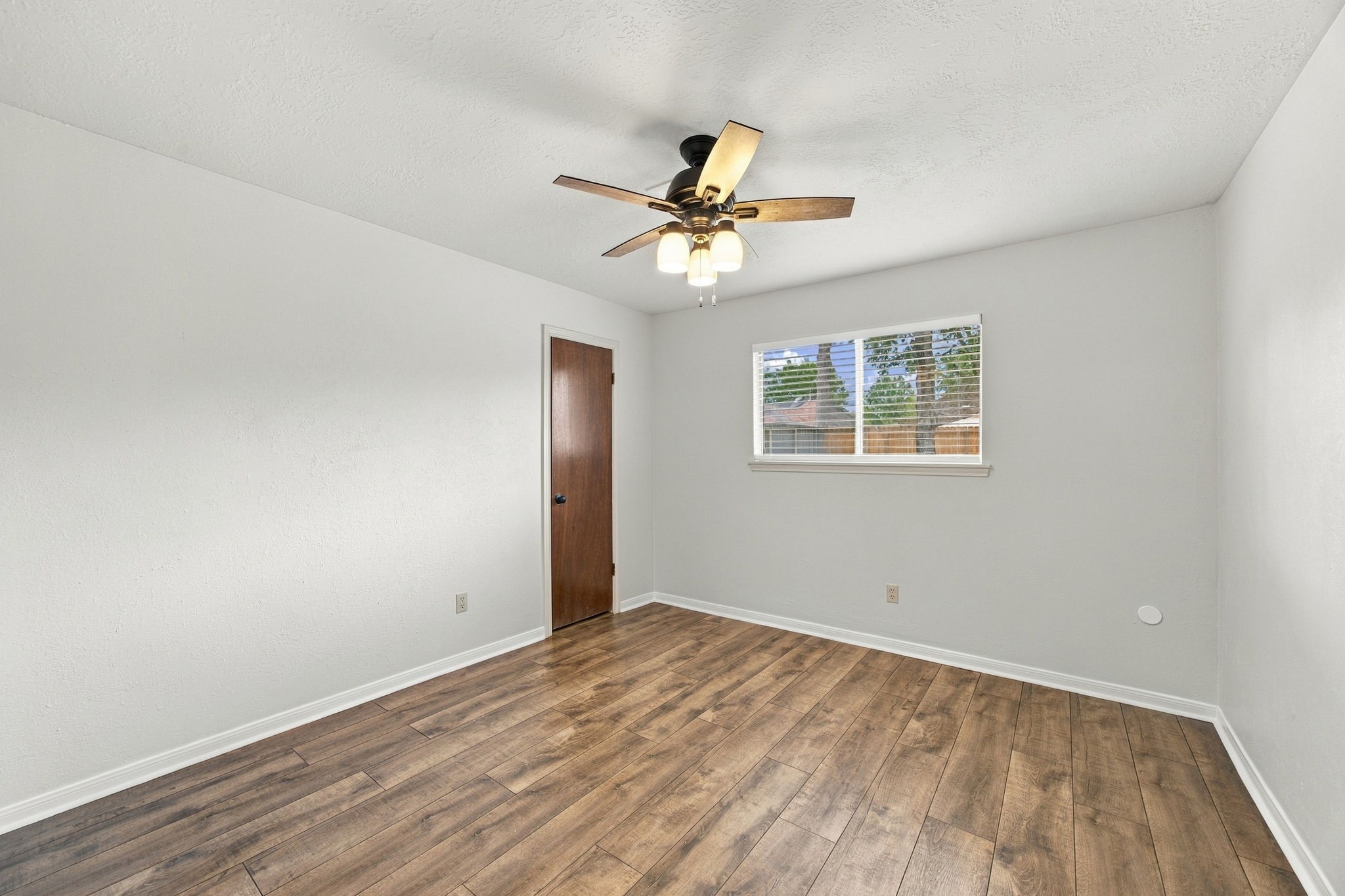 The guest bedrooms are large and have no carpet and new flooring.