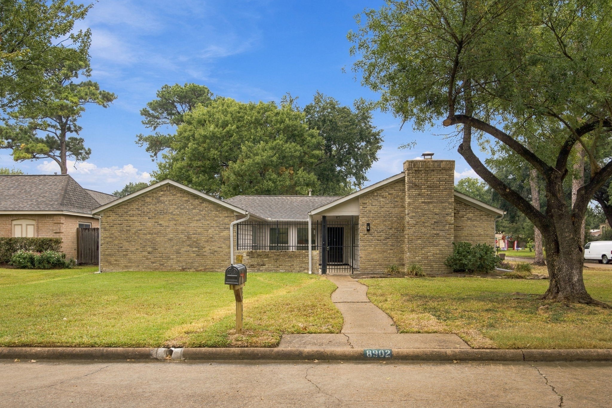 Welcome home!  Great corner lot on a cul-de-sac, with garage in back/alongside.