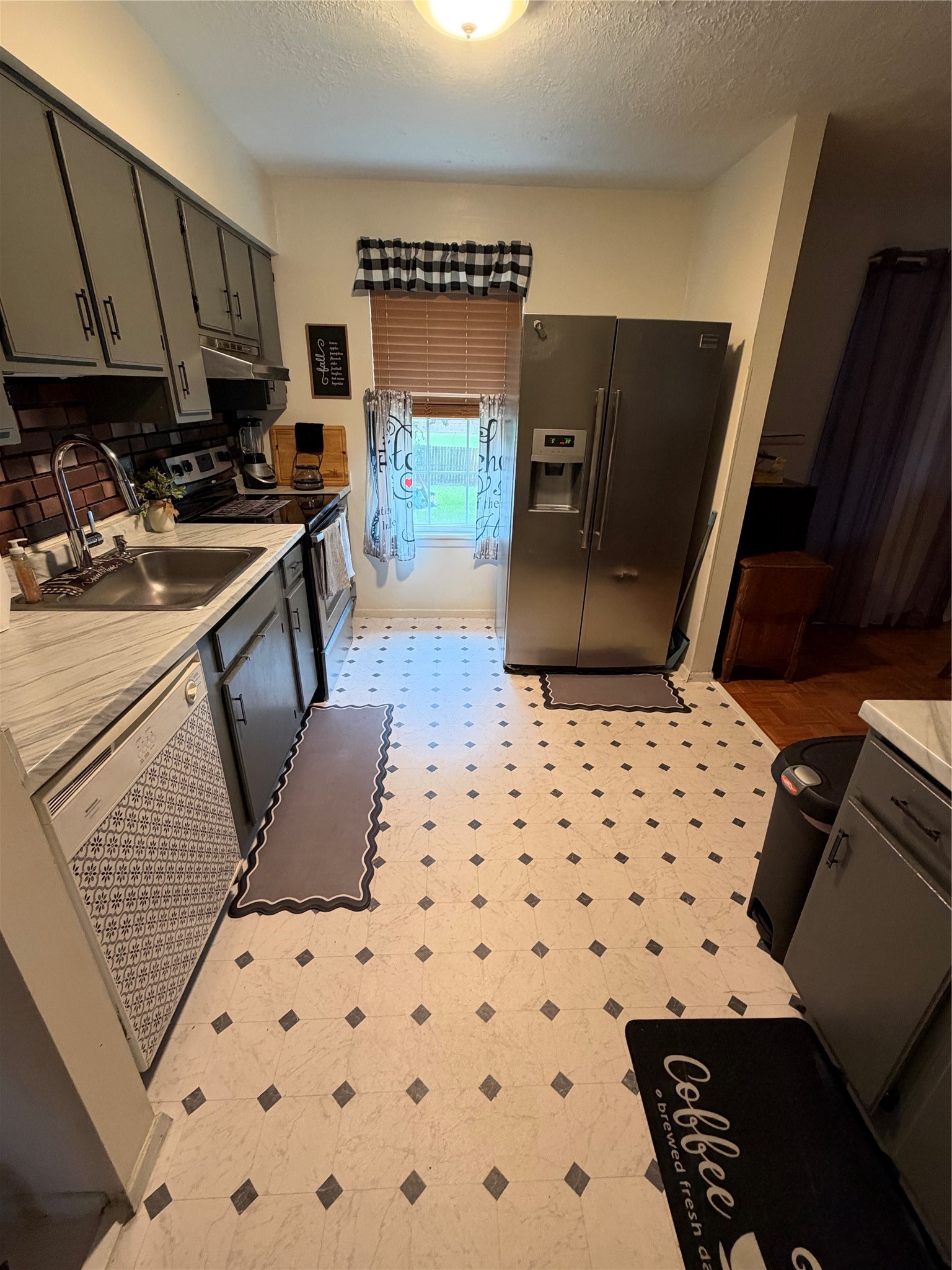 15806 Ridgecroft Road, Houston, TX 77053