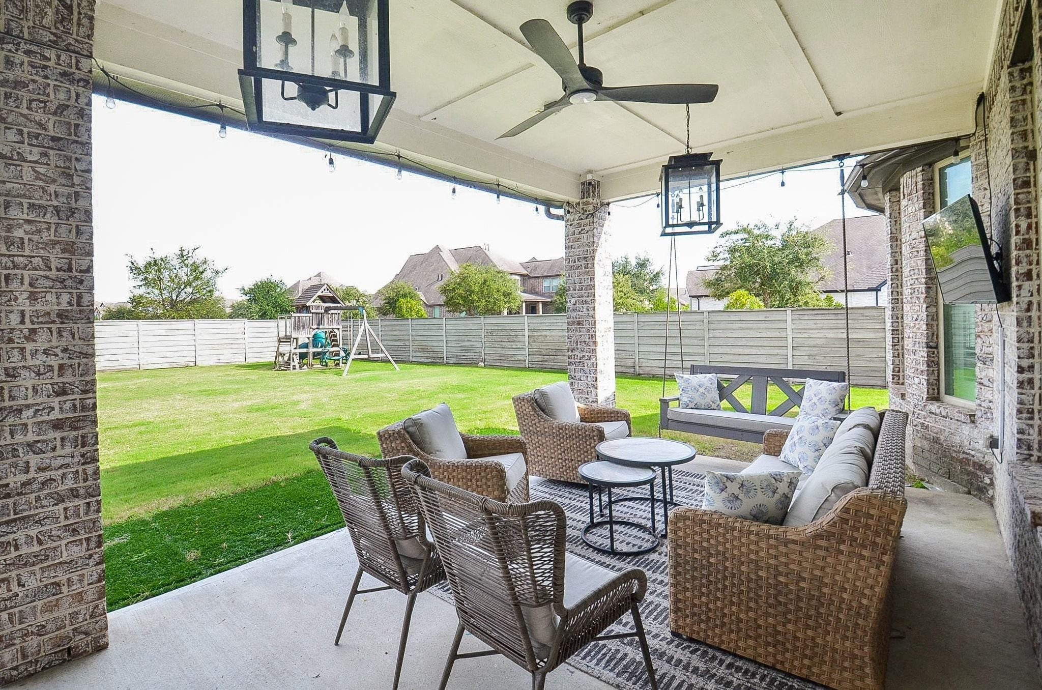2411 Ponderosa Ridge Drive, Manvel, TX 77578