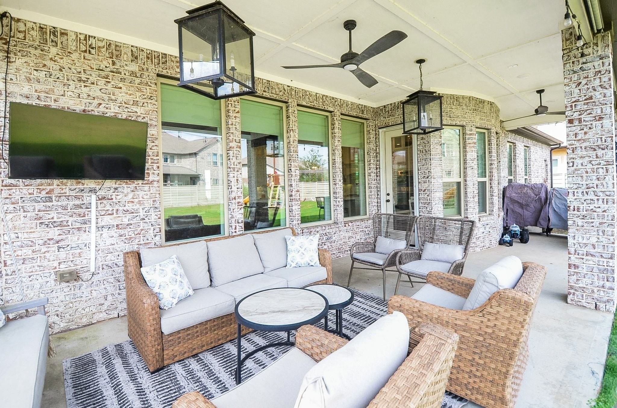 2411 Ponderosa Ridge Drive, Manvel, TX 77578