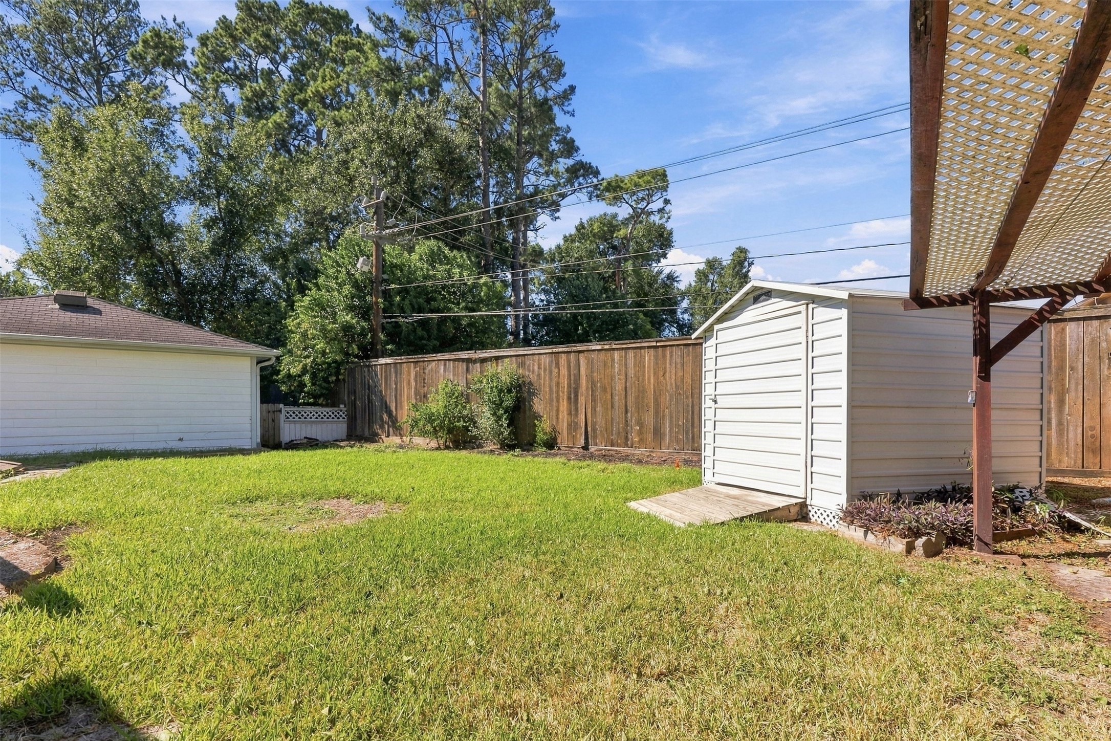 5814 Old Lodge Drive, Houston, TX 77066