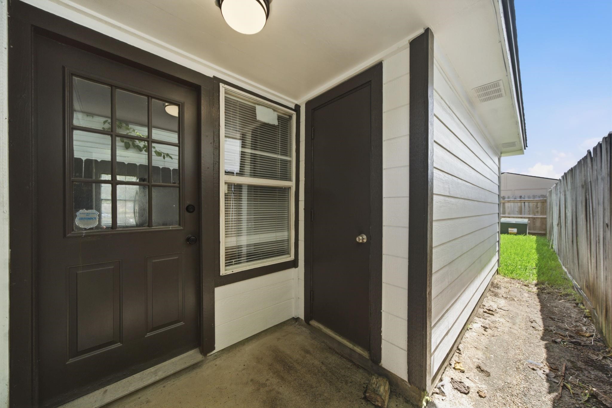 5820 Guadalupe Drive, Dickinson, TX 77539