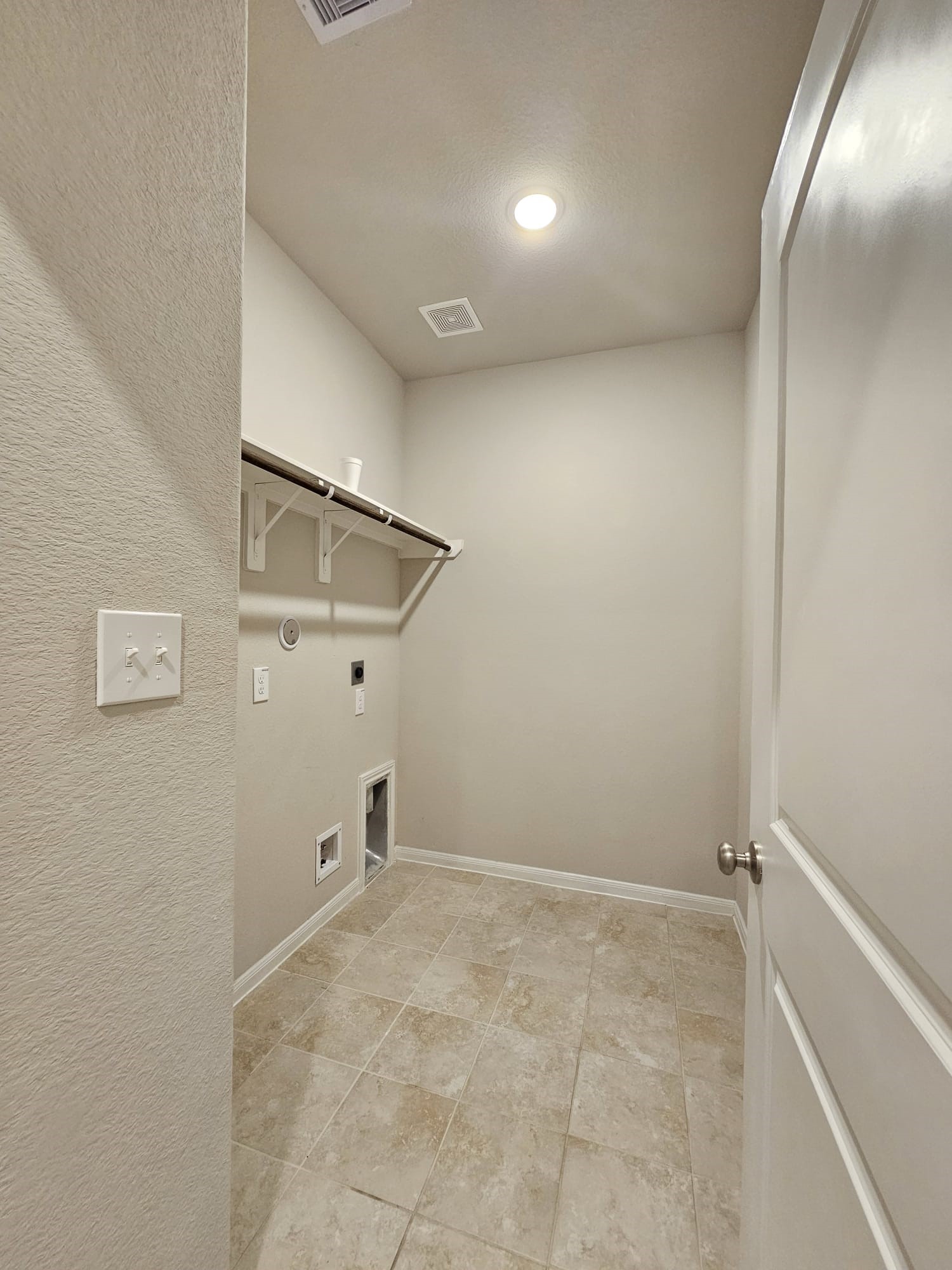2810 Meandering Elm Trail, Houston, TX 77045