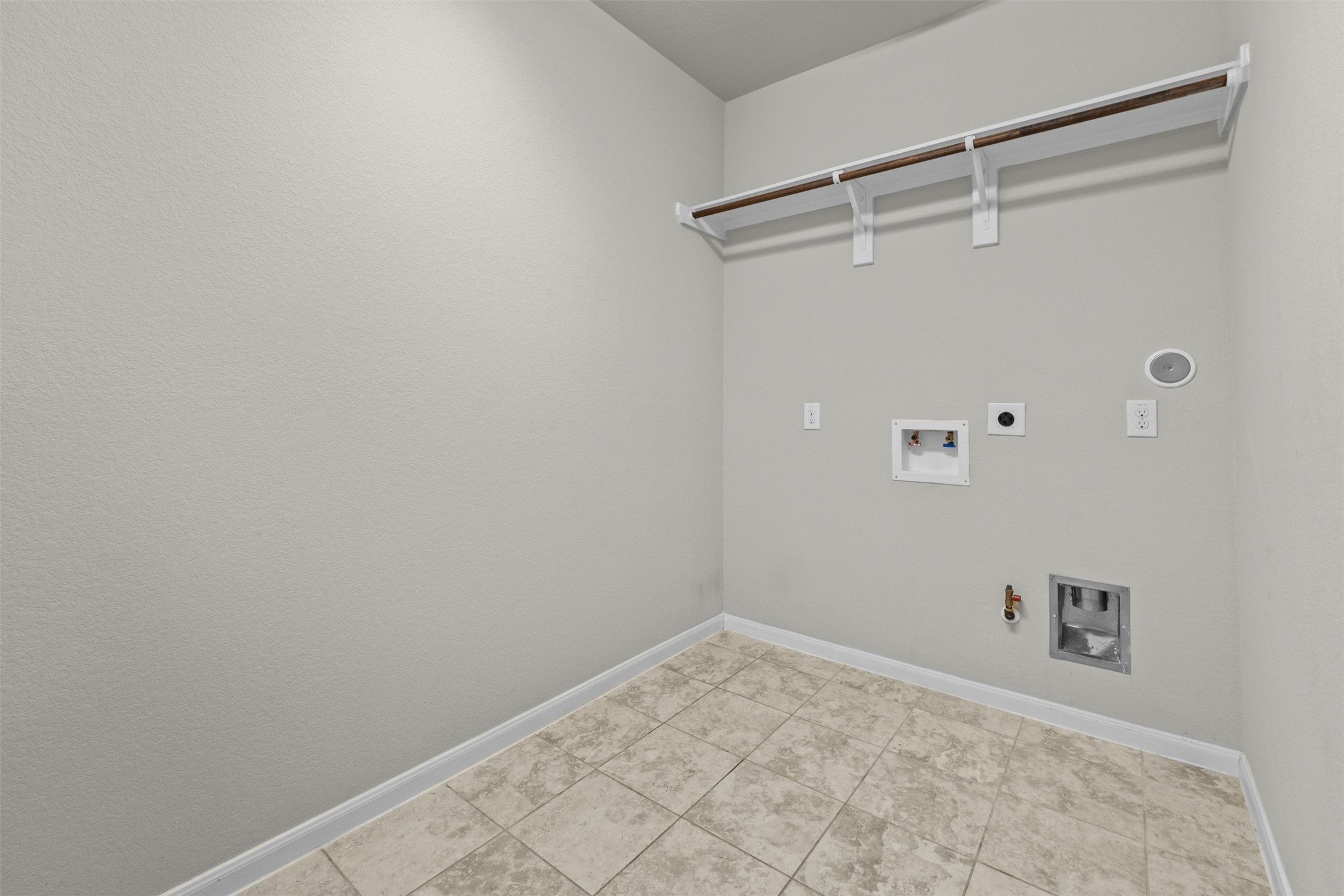 3827 Fleetwood Falls Lane, Spring, TX 77386