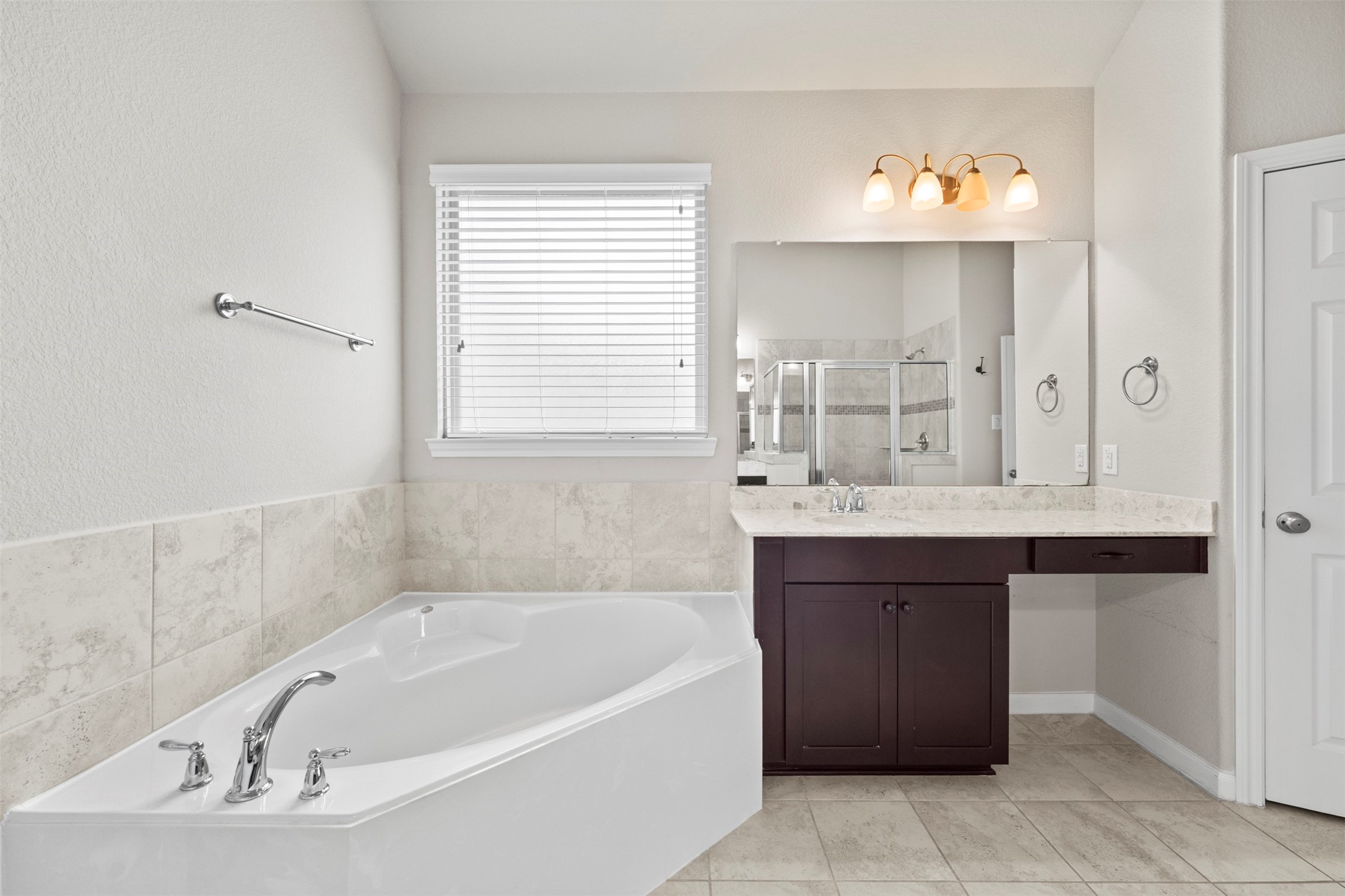 3827 Fleetwood Falls Lane, Spring, TX 77386