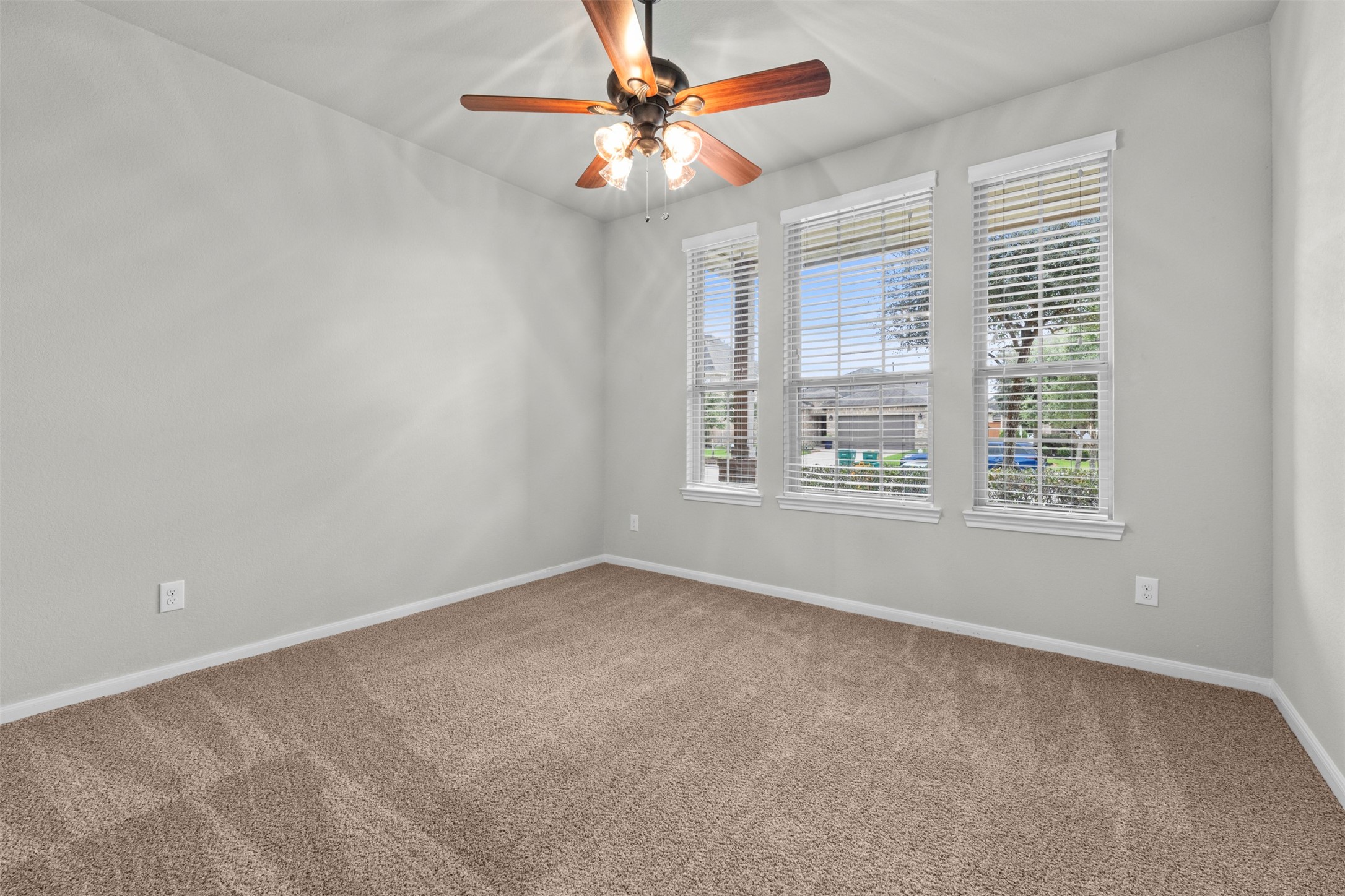 3827 Fleetwood Falls Lane, Spring, TX 77386
