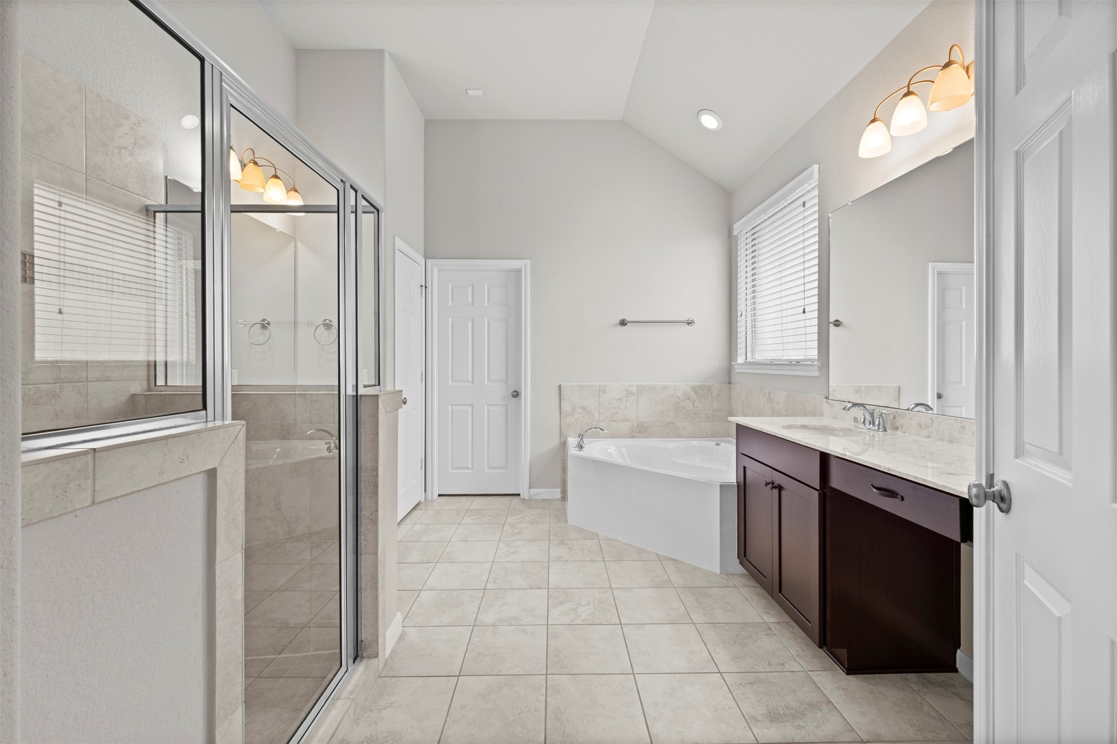 3827 Fleetwood Falls Lane, Spring, TX 77386