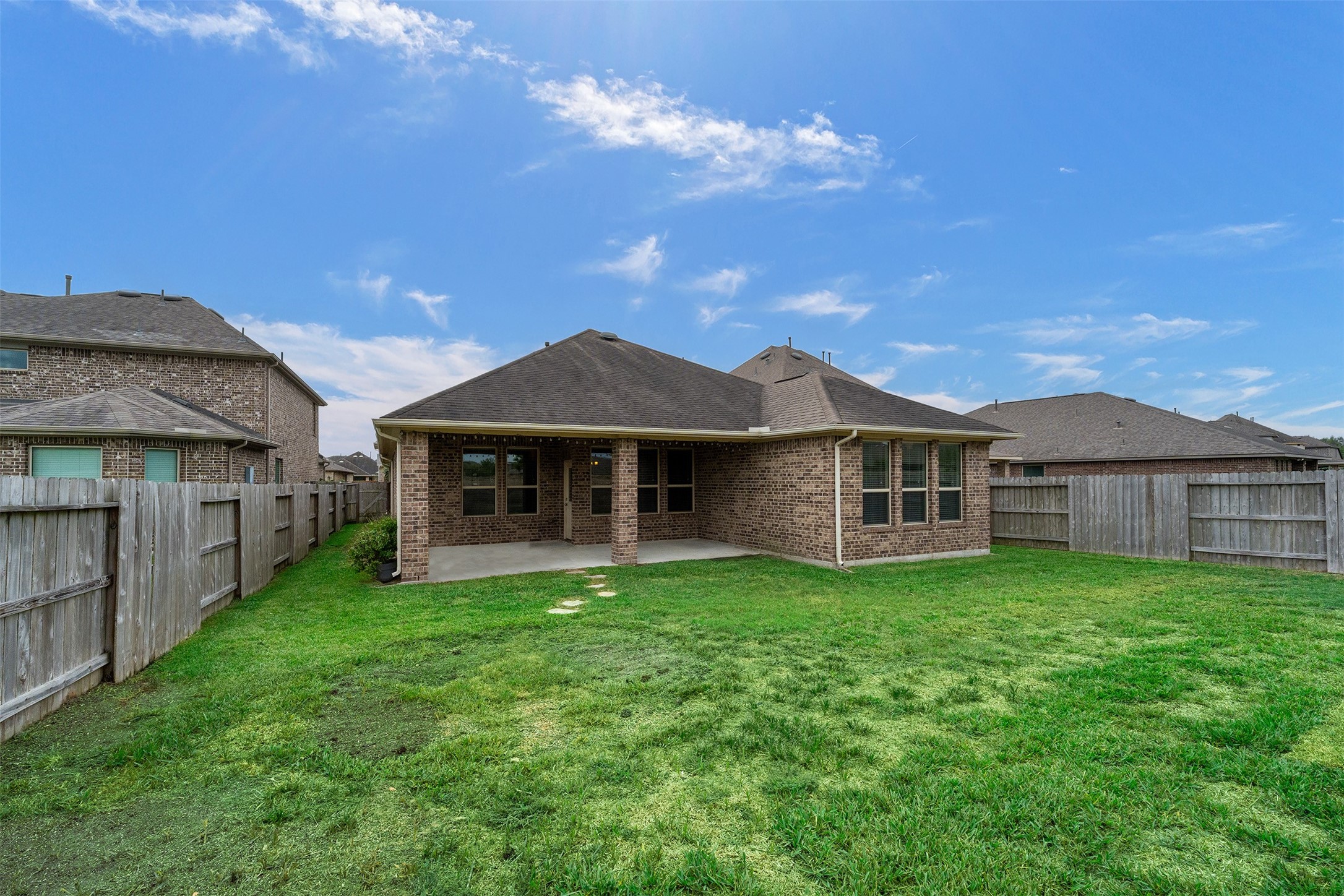 3827 Fleetwood Falls Lane, Spring, TX 77386
