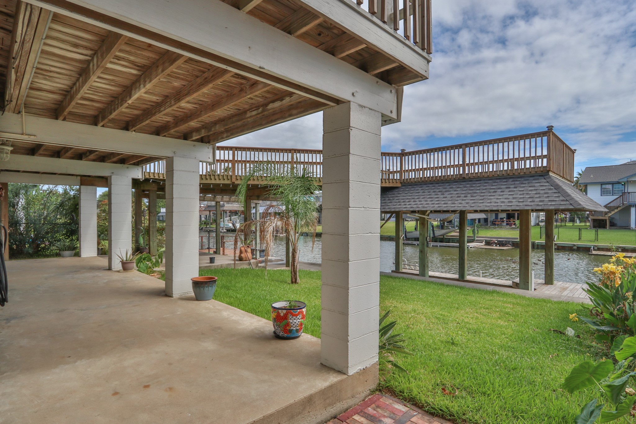32 N Curlew Street, La Marque, TX 77568 32 N Curlew Street, La Marque, TX 77568
