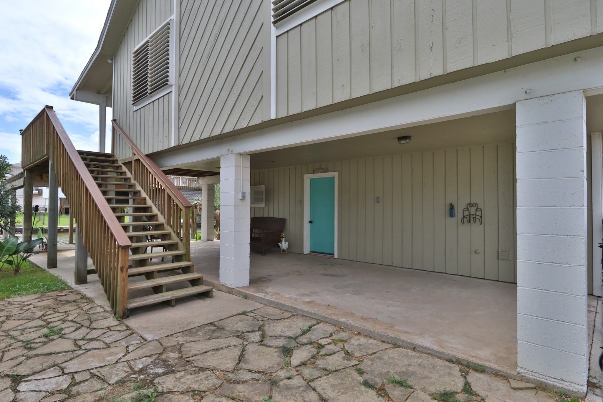 32 N Curlew Street, La Marque, TX 77568