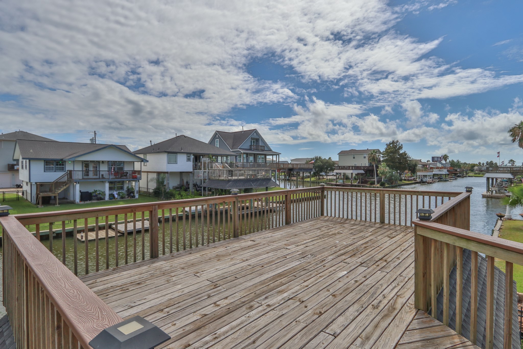 32 N Curlew Street, La Marque, TX 77568 32 N Curlew Street, La Marque, TX 77568