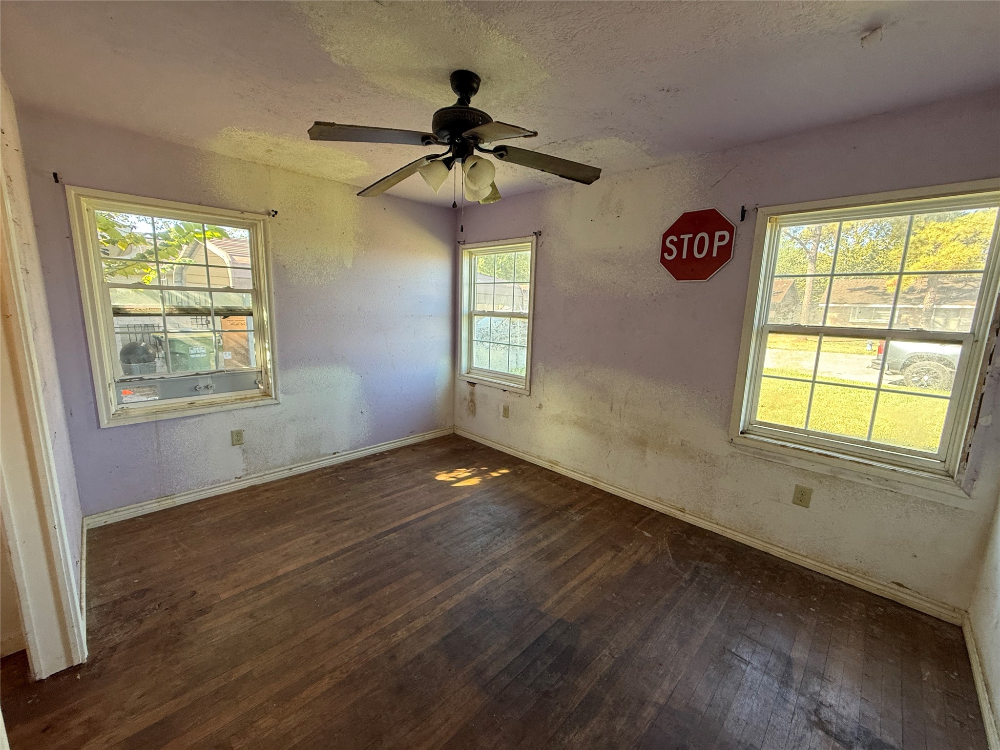 2001 Isla Drive, Pearland, TX 77581