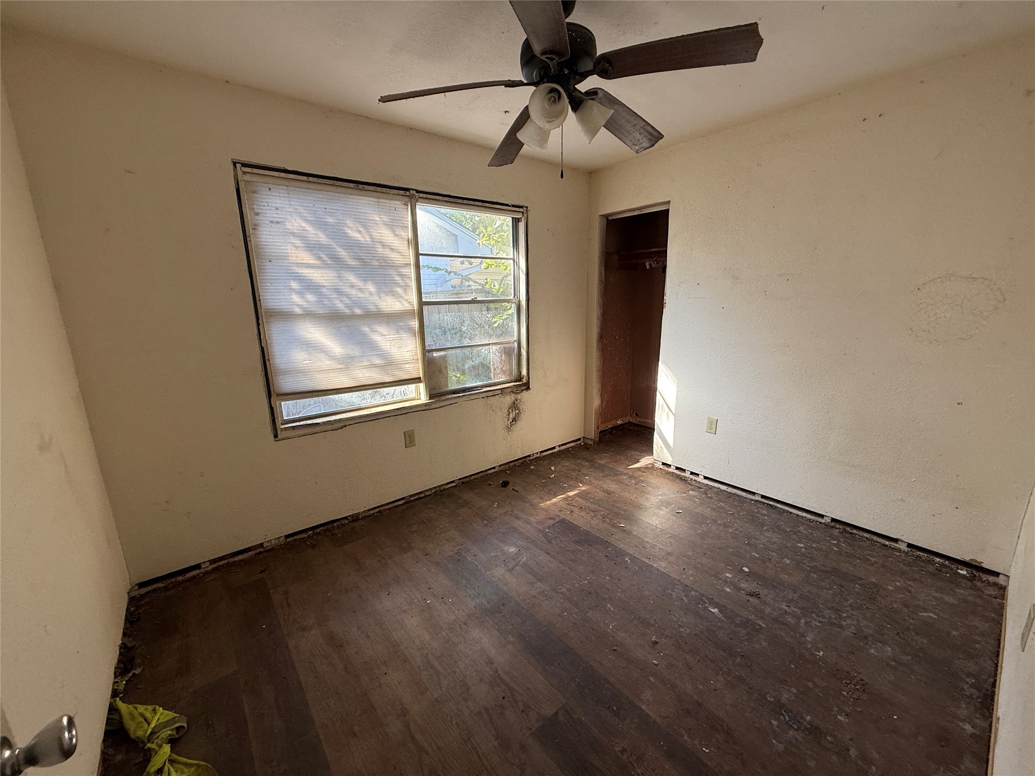 2001 Isla Drive, Pearland, TX 77581