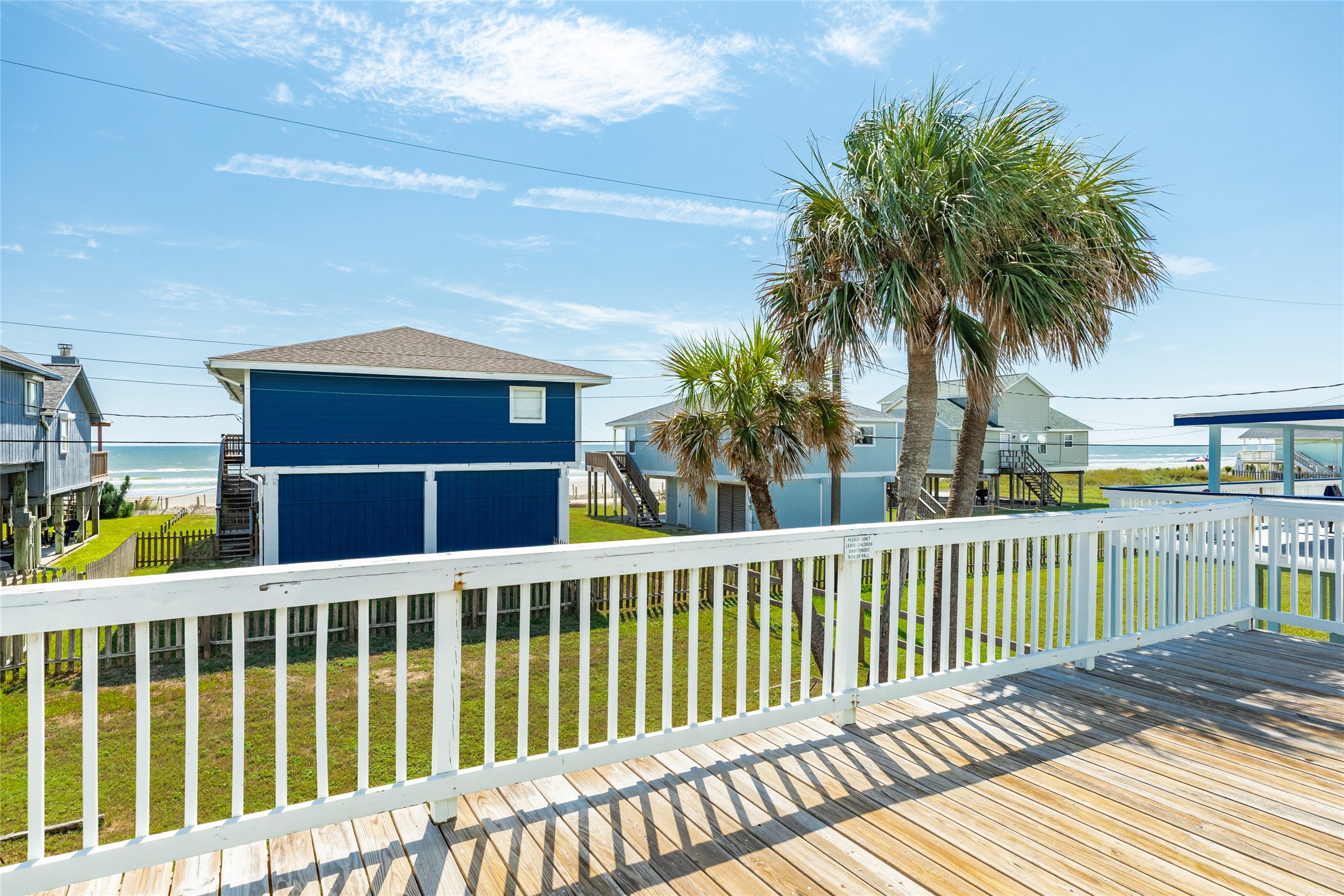 Beautiful beach views and gulf breezes from the front deck.