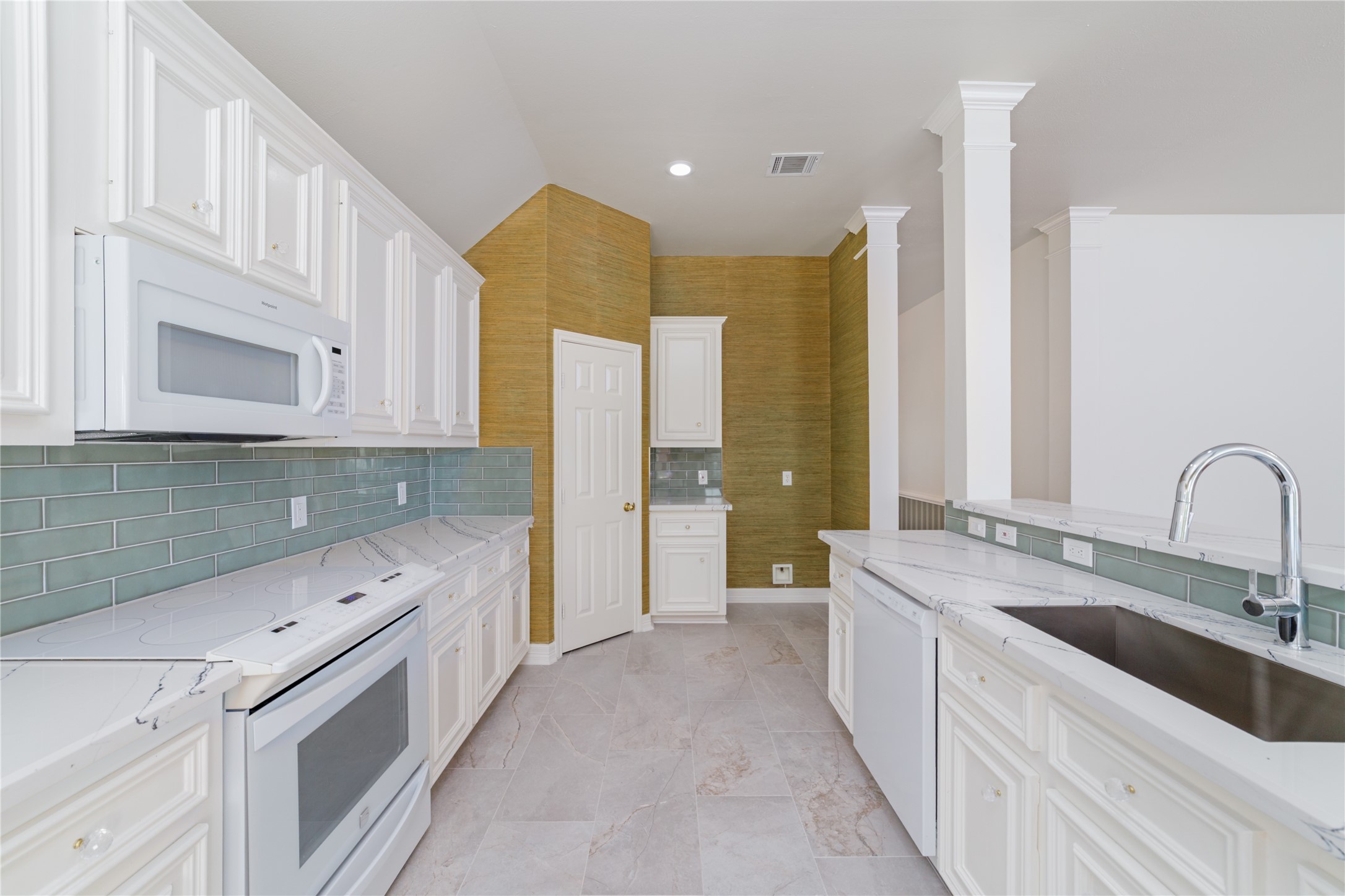 12451 Shadowvista Drive, Houston, TX 77082