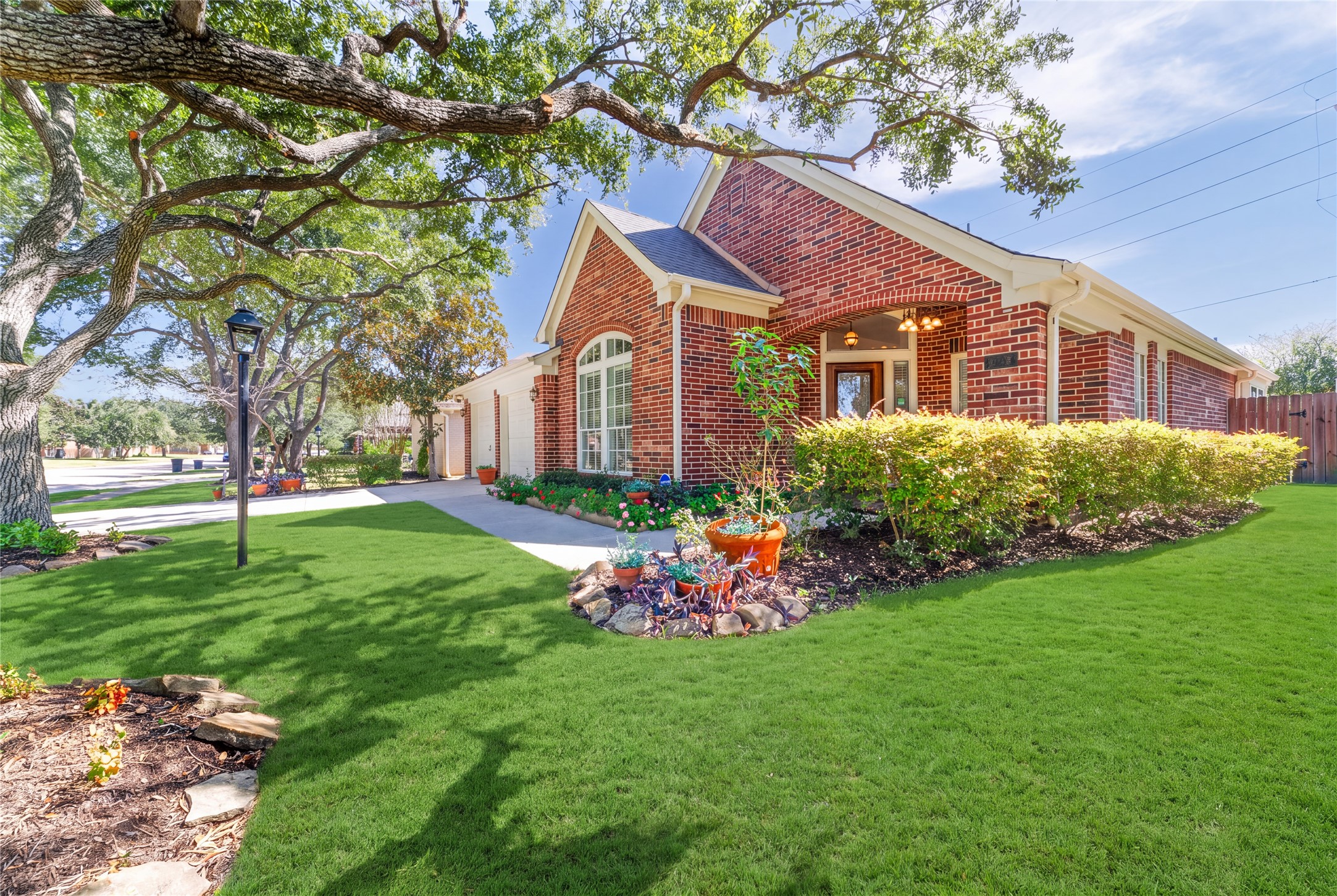 12451 Shadowvista Drive, Houston, TX 77082 12451 Shadowvista Drive, Houston, TX 77082