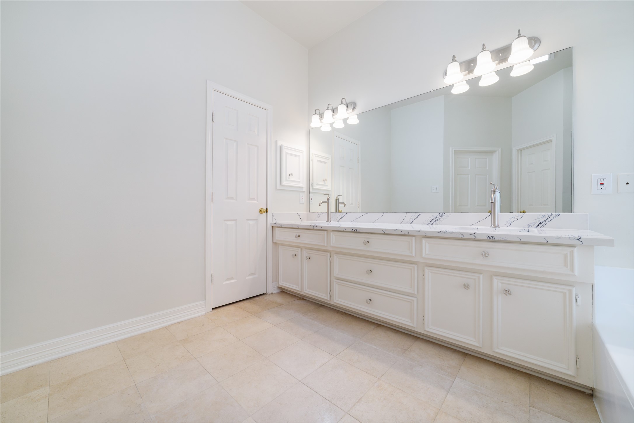 12451 Shadowvista Drive, Houston, TX 77082