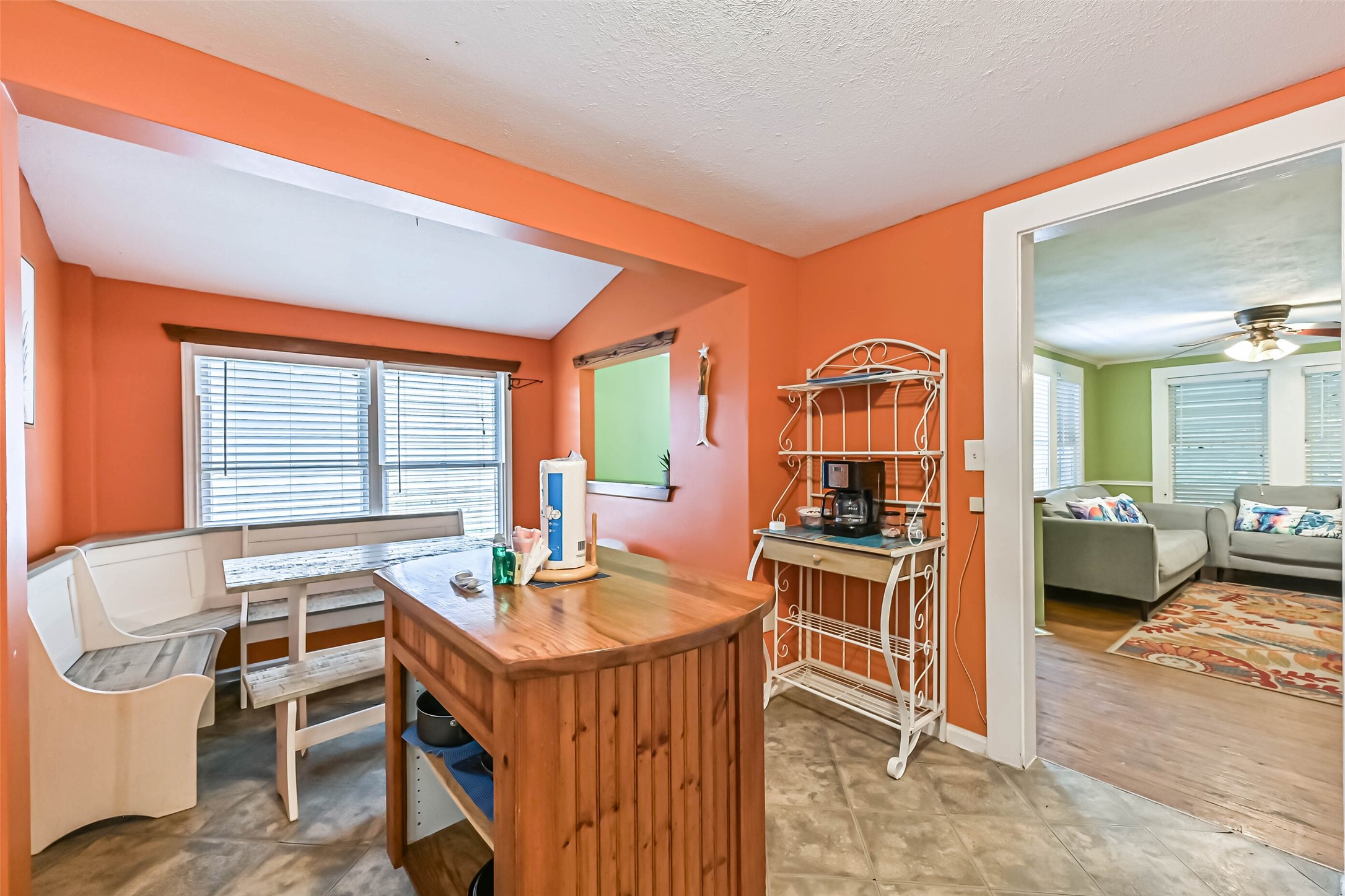 A cheerful dining area offers a comfortable setting for shared meals and everyday conversations.