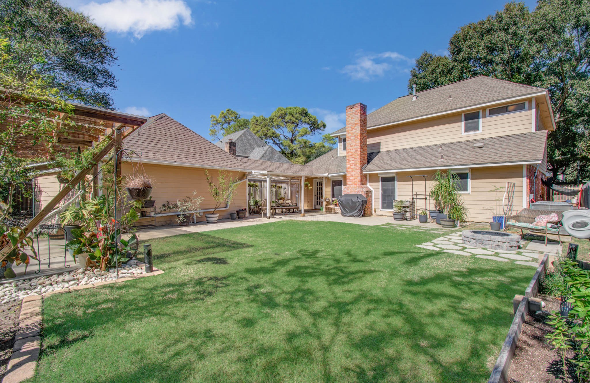 4243 Meadowchase Lane, Houston, TX 77014