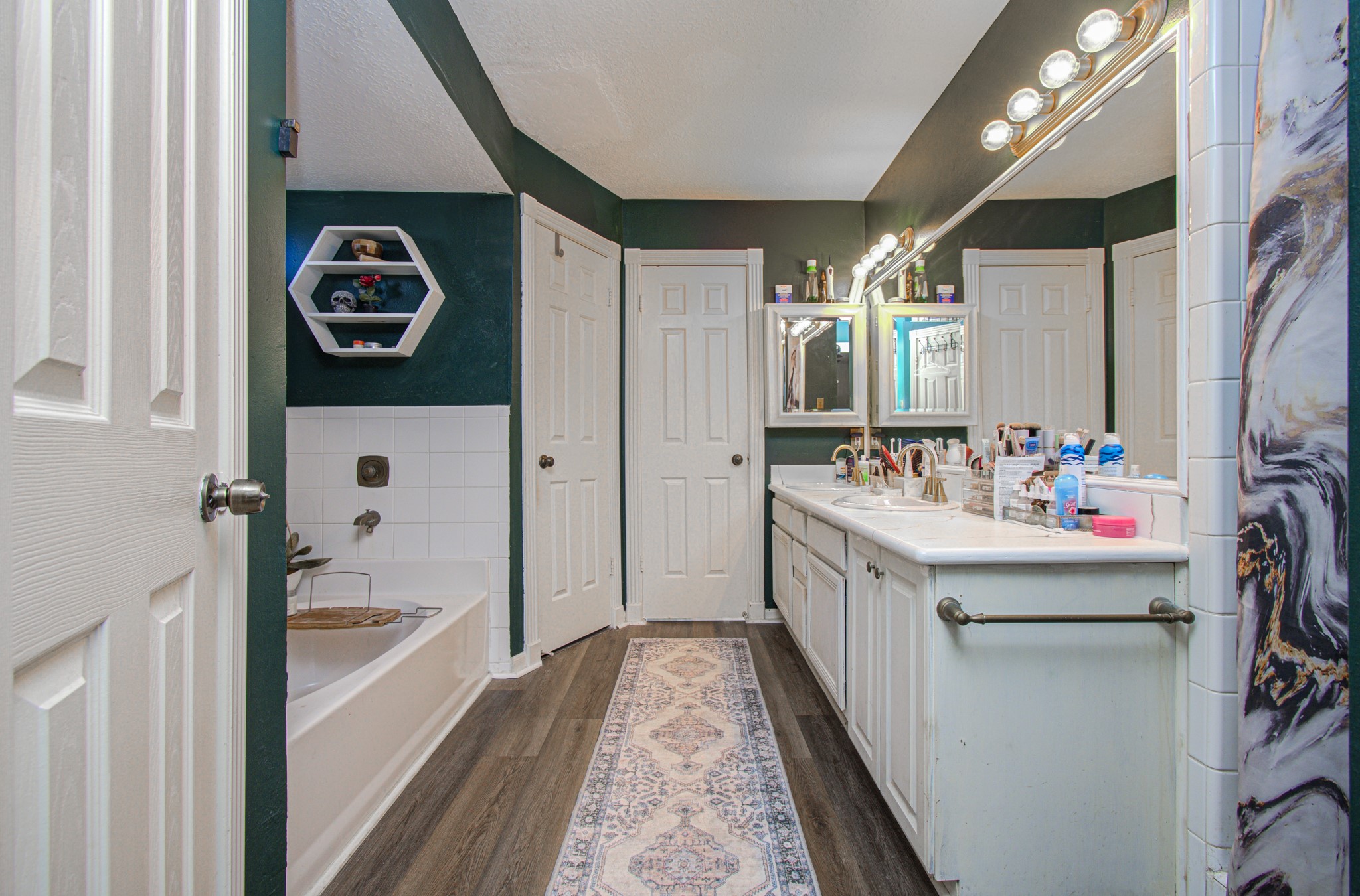 4243 Meadowchase Lane, Houston, TX 77014