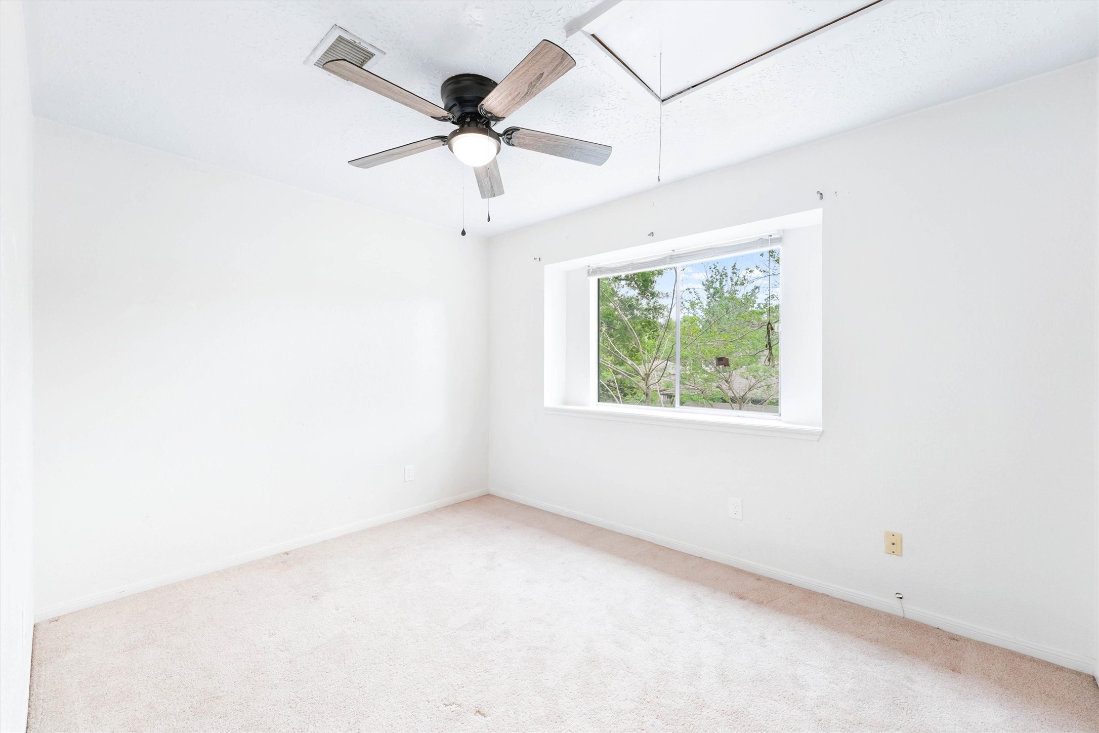 4914 Meadowfox Place, Spring, TX 77389