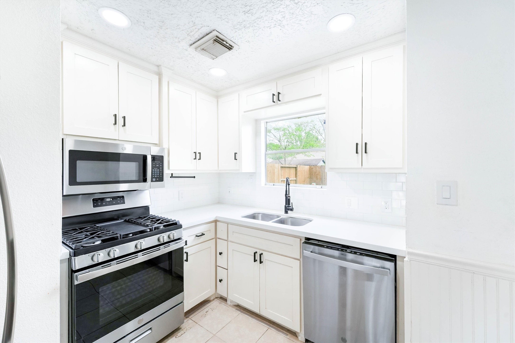 4914 Meadowfox Place, Spring, TX 77389
