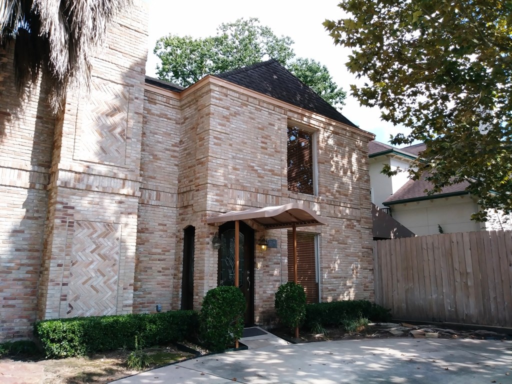 2209 Nantucket Drive, #A, Houston, TX 77057