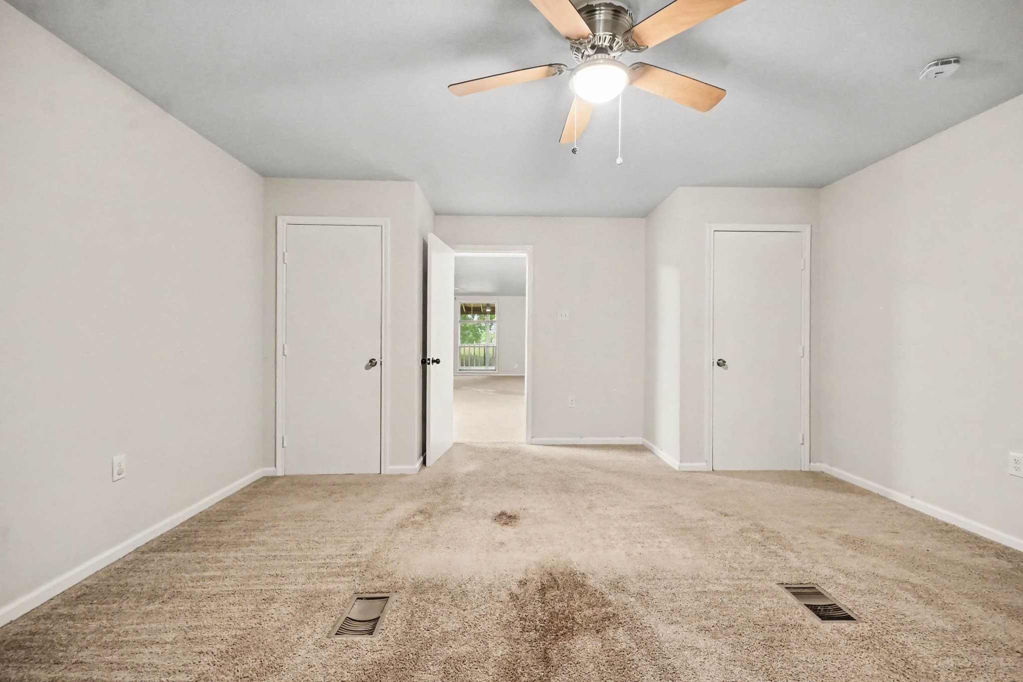dining room or office area located close to kitchen & gameroom