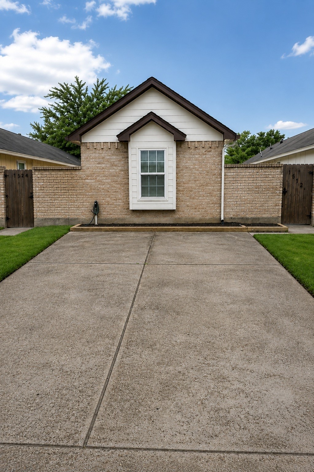 1512 Ammons Street, South Houston, TX 77587
