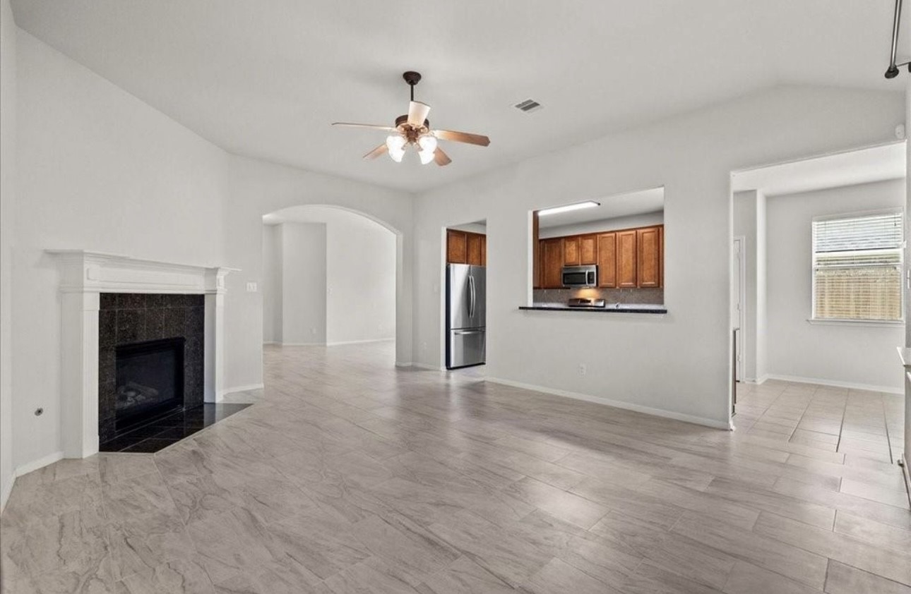 621 Rocky Hollow Lane, League City, TX 77573 621 Rocky Hollow Lane, League City, TX 77573
