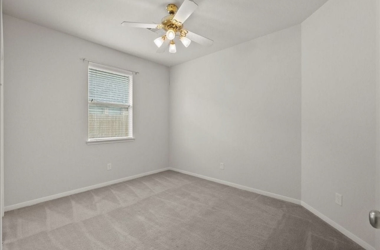 621 Rocky Hollow Lane, League City, TX 77573