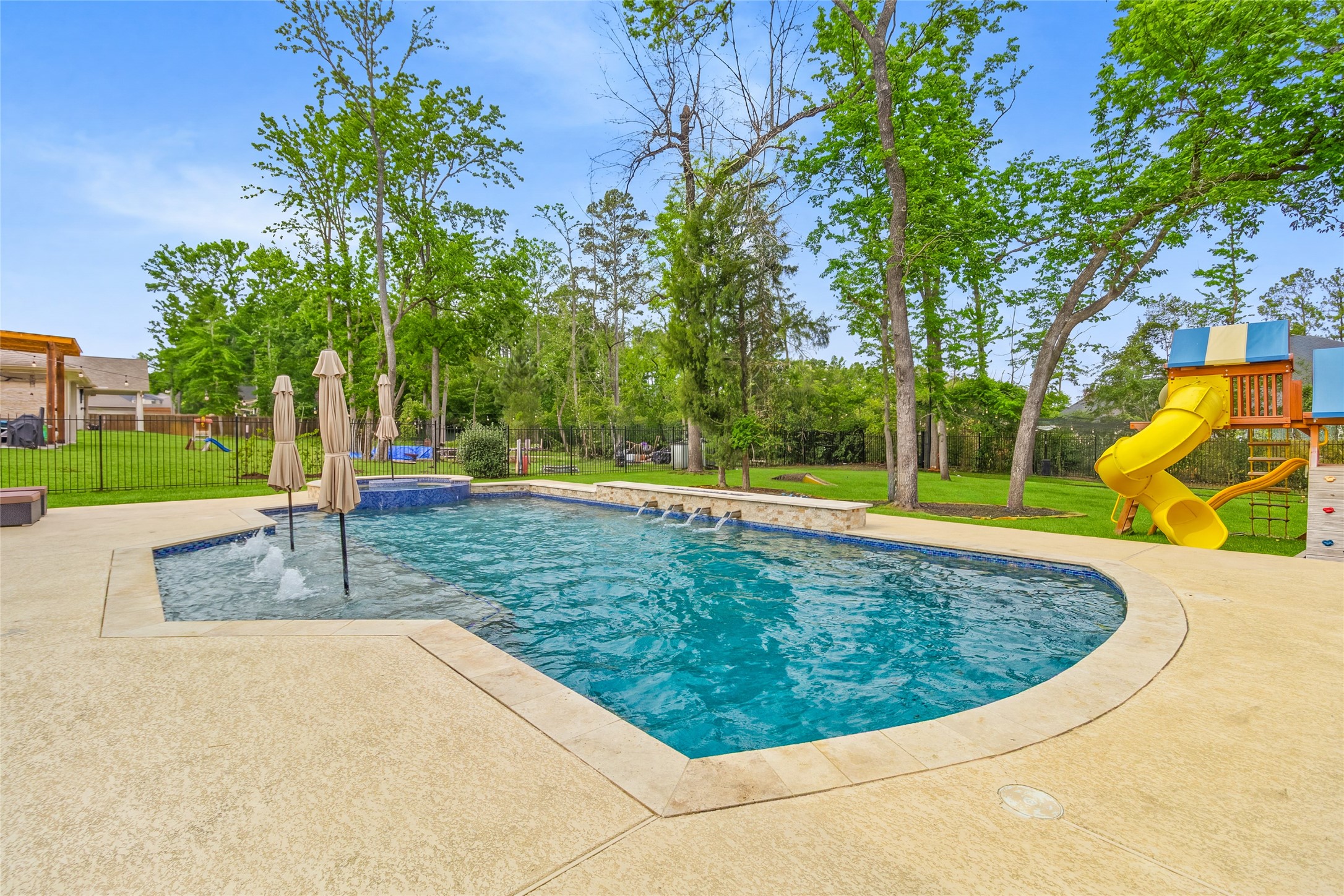21258 Hidden Bend Loop, Magnolia, TX 77354