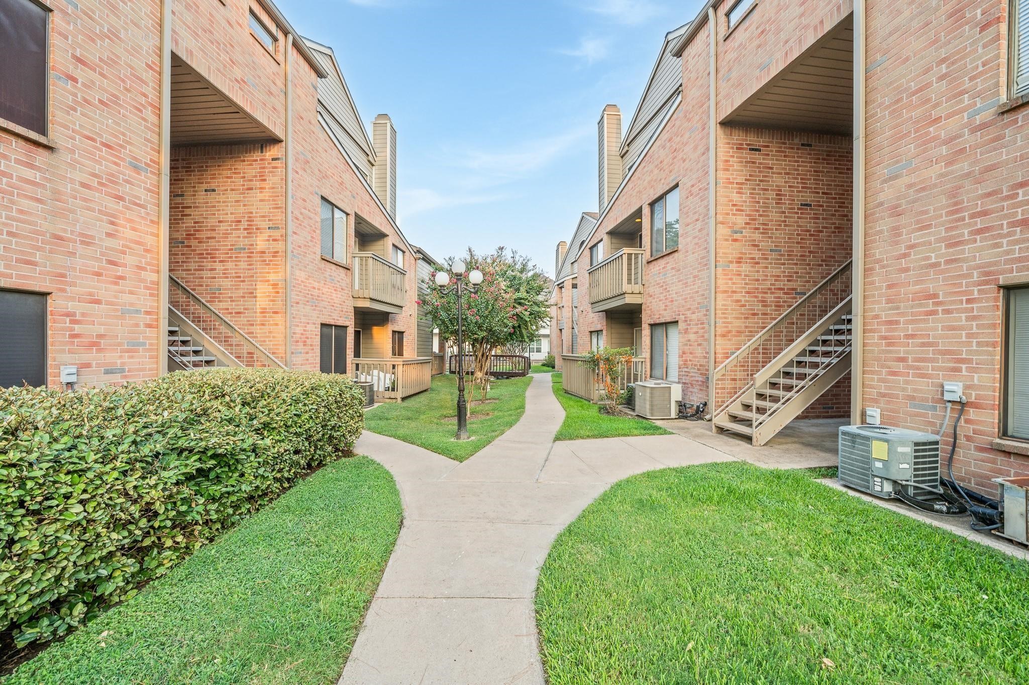2023 Gentry side Drive, #204, Houston, TX 77077