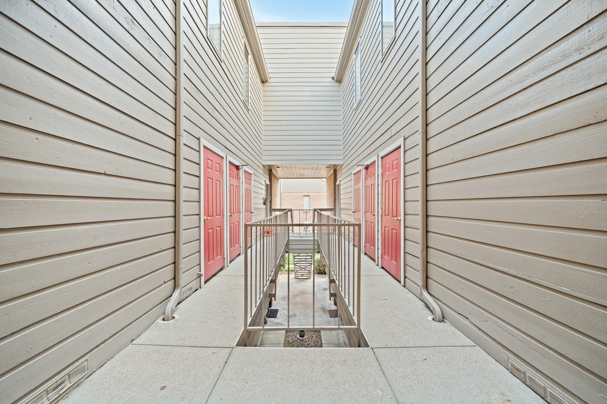 2023 Gentry side Drive, #204, Houston, TX 77077