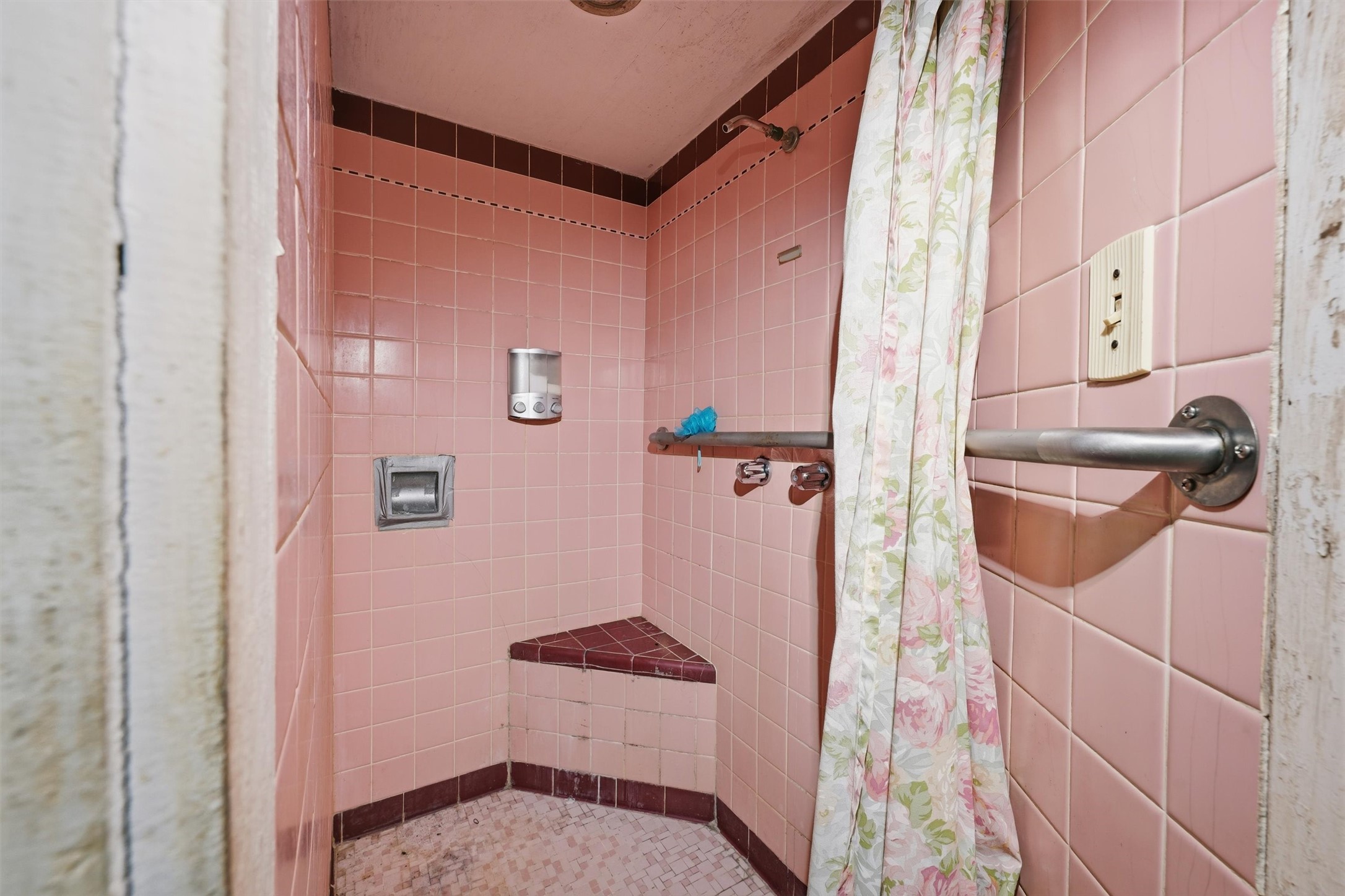 1702 Rosenberg Street, Galveston, TX 77550