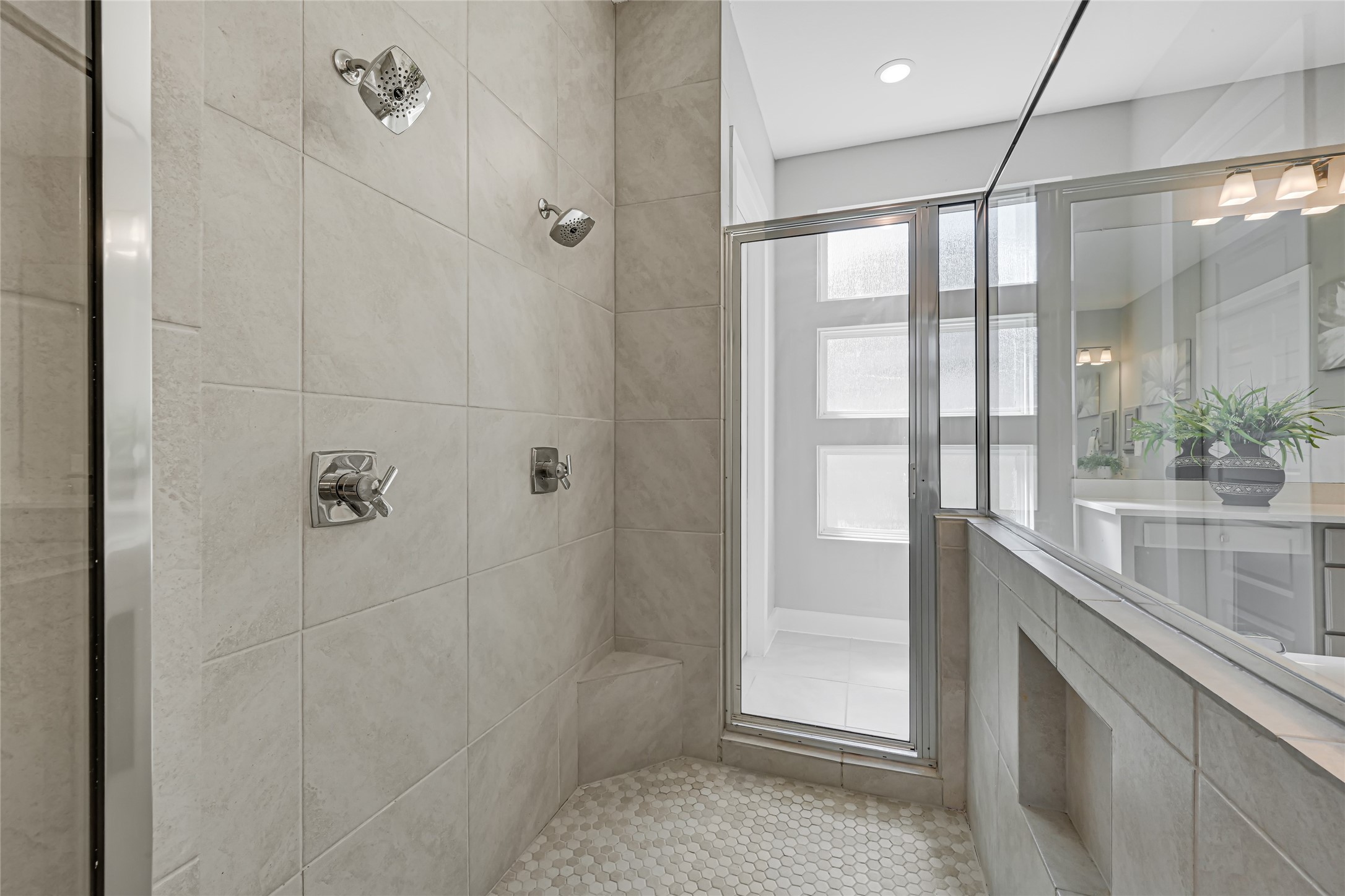 Upgraded double showers