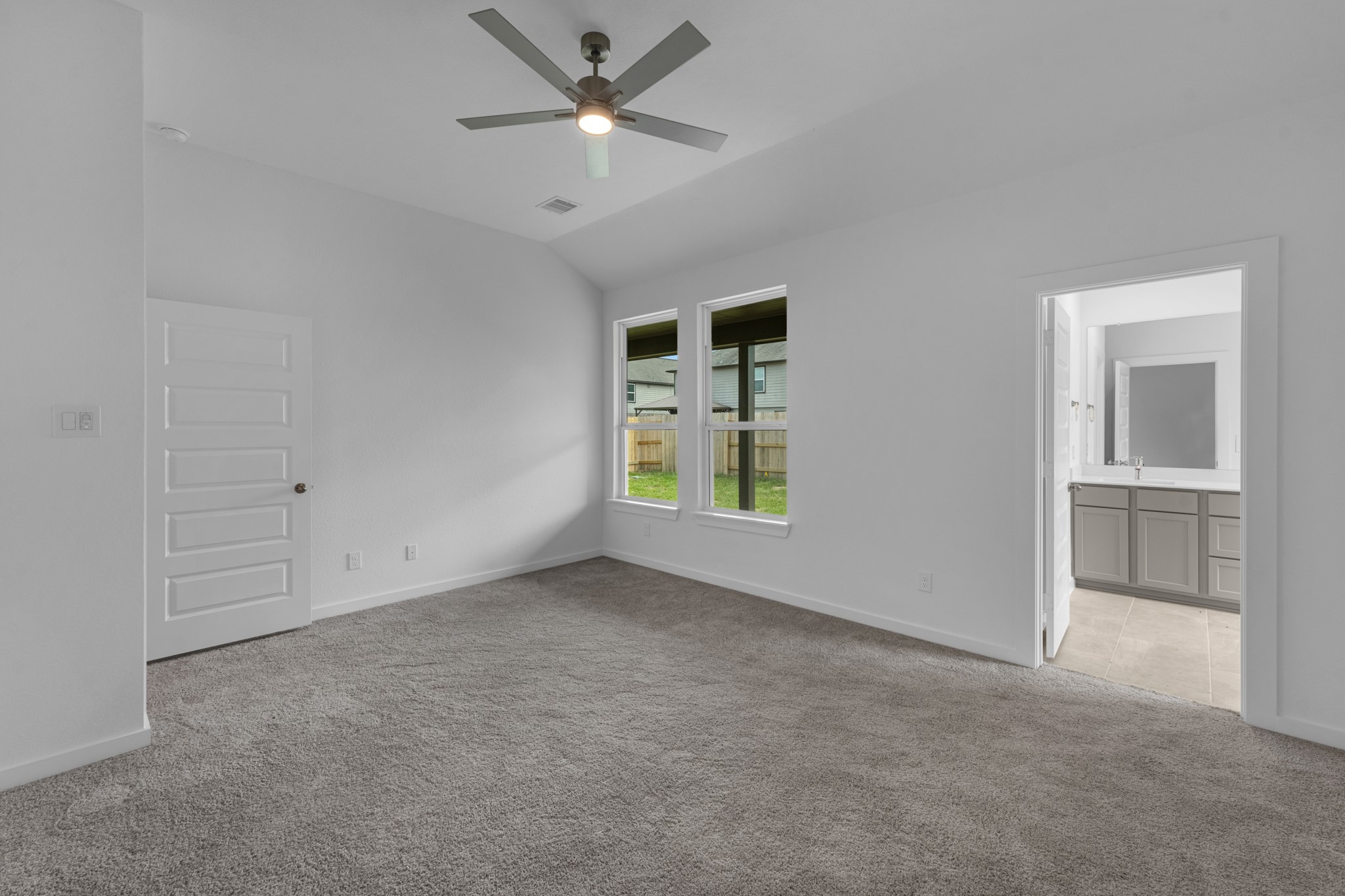 3043 Everwood Trail, Rosenberg, TX 77471