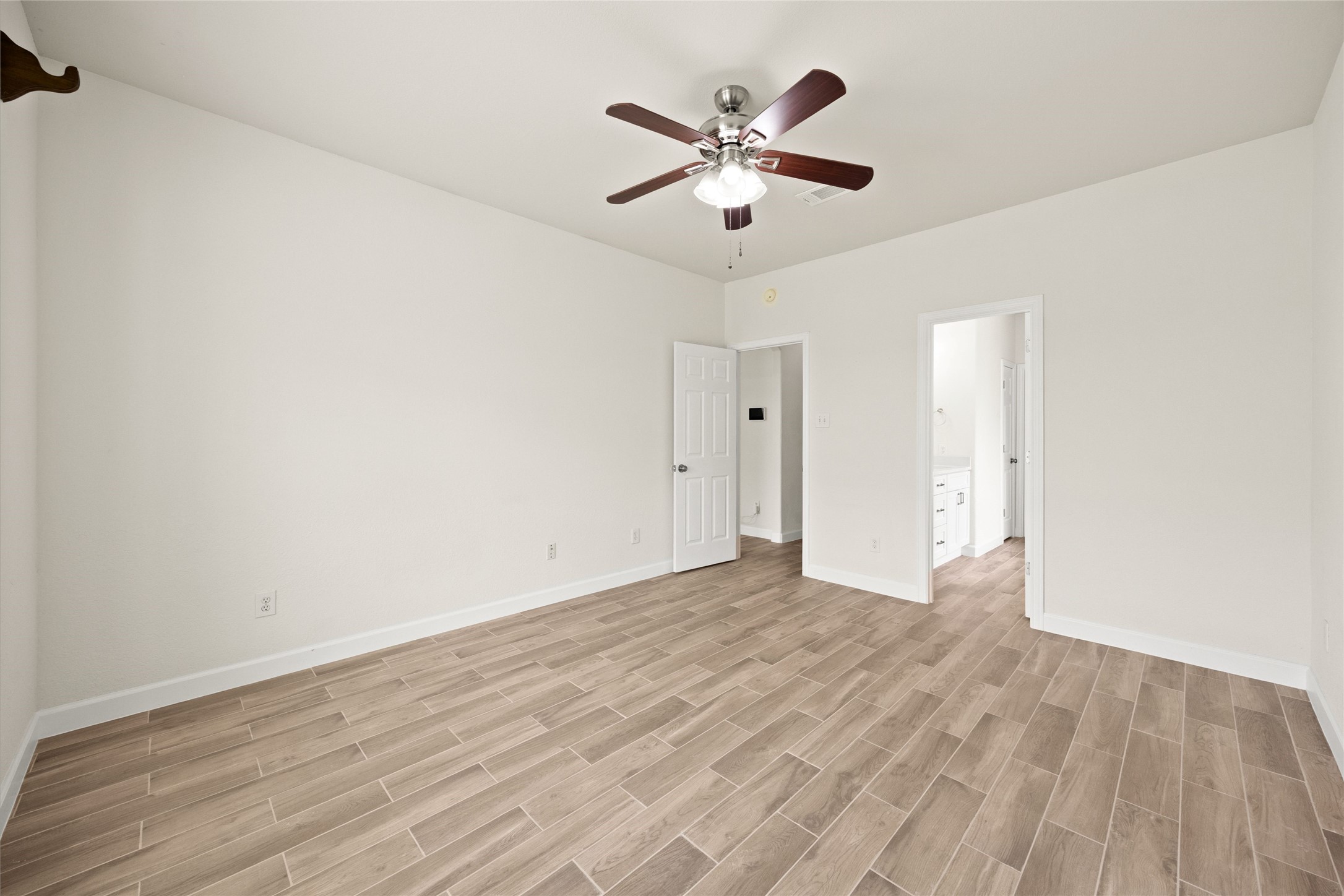 5213 Bailey Lane, Alvin, TX 77511